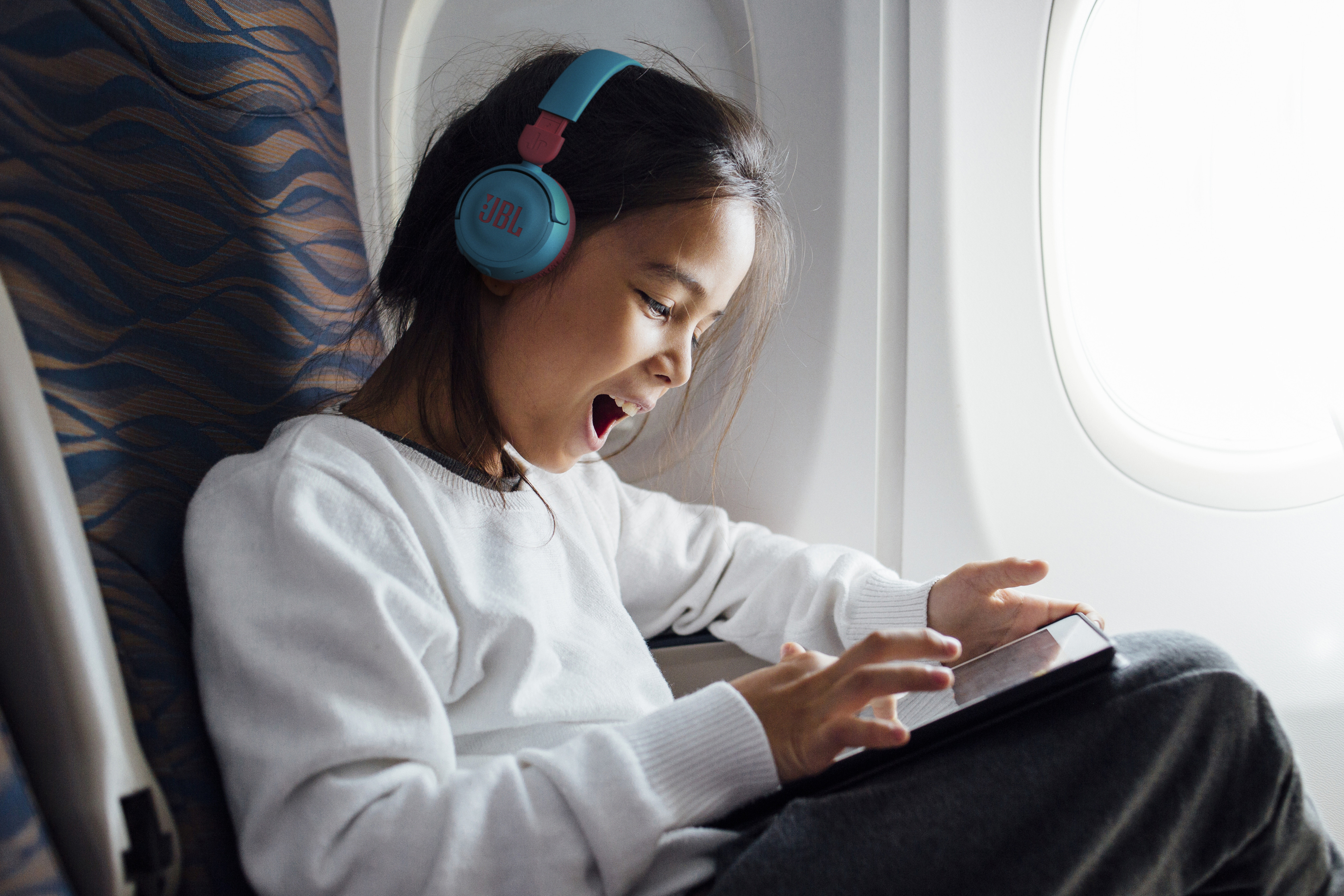 JBL JR310BT -Bluetooth-sankakuulokkeet lapsille, sininen