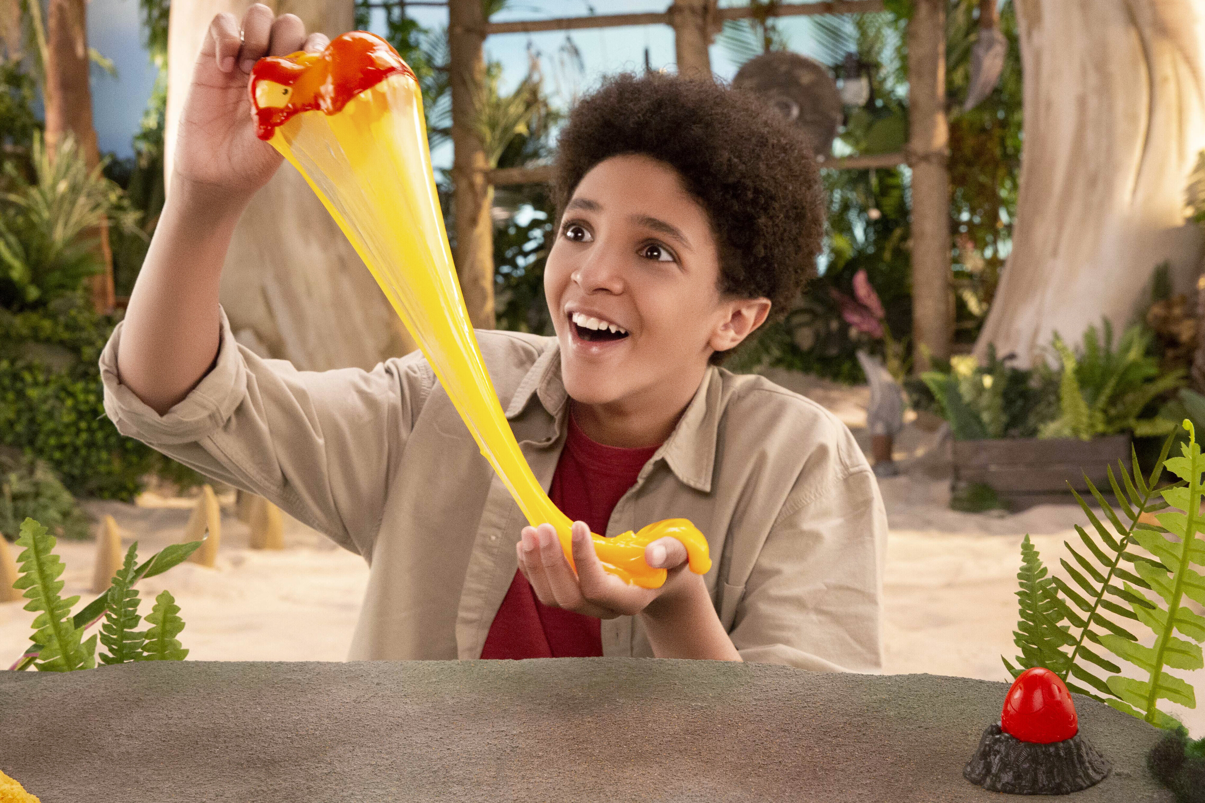 Smashers Jurassic Mega Light-Up Dino S1 - yllätysmuna