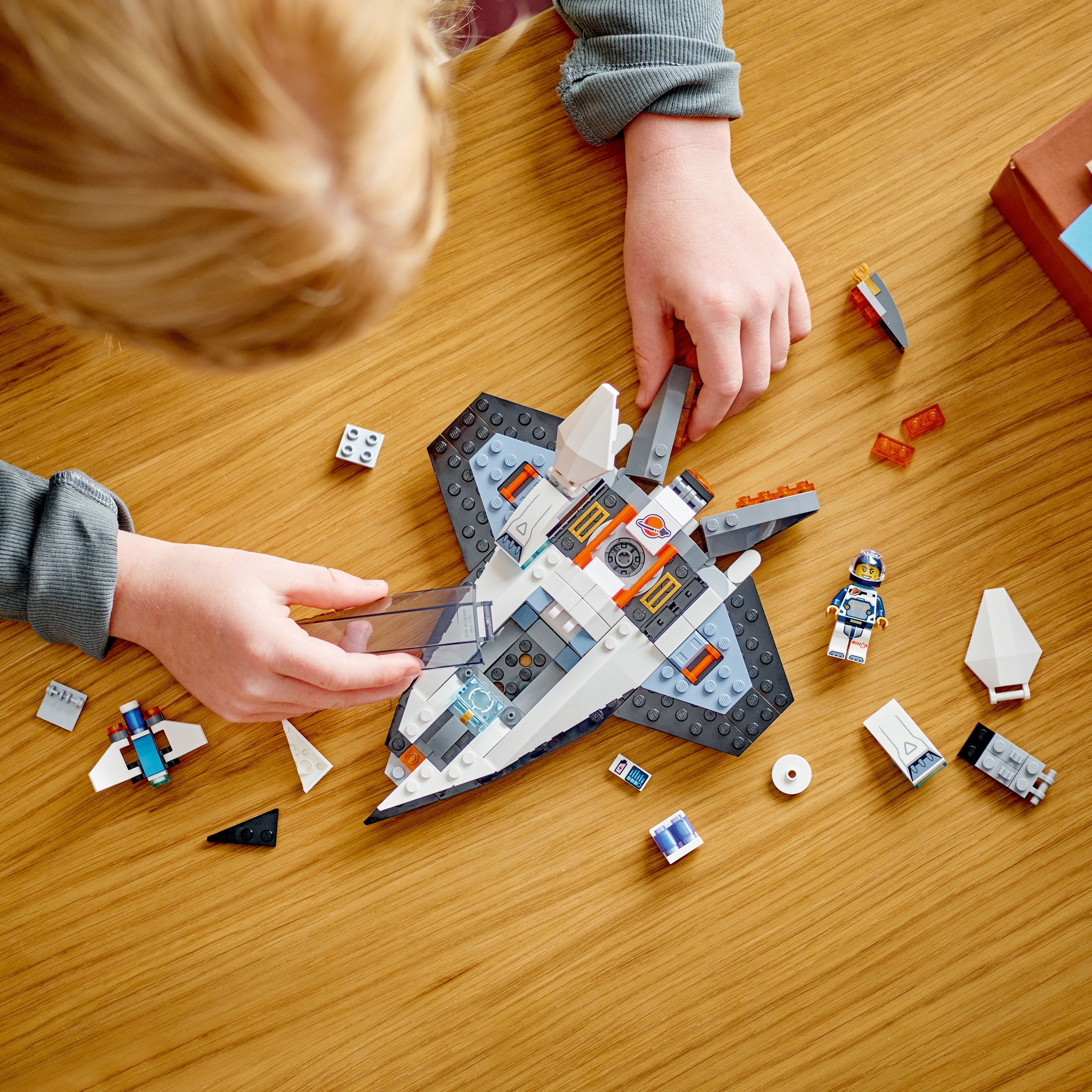 LEGO City Space 60429  - Avaruusalus ja asteroidilöytö