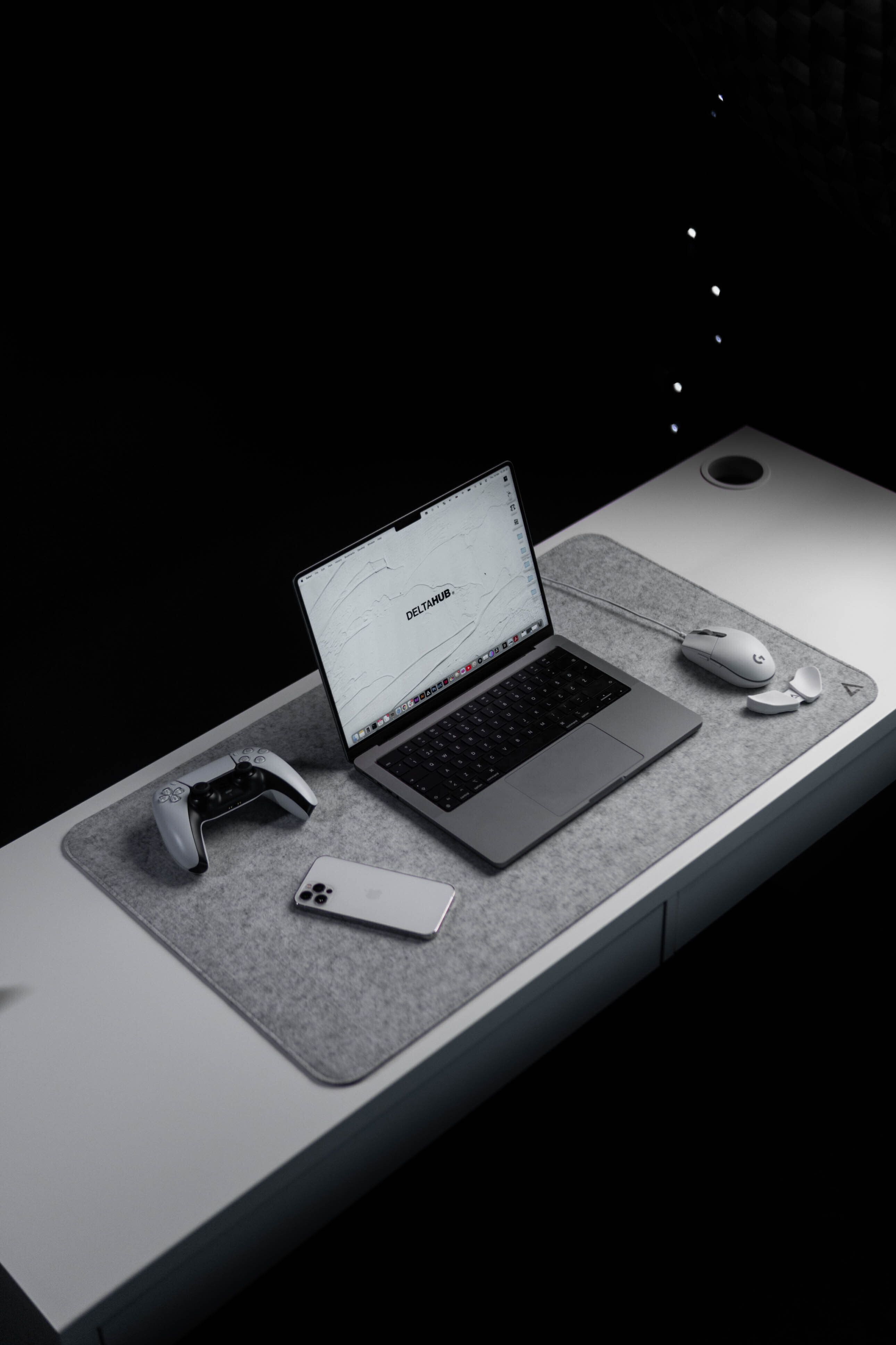 Deltahub Minimalistic Desk Pad hiirimatto, 45 x 80 cm, vaaleanharmaa