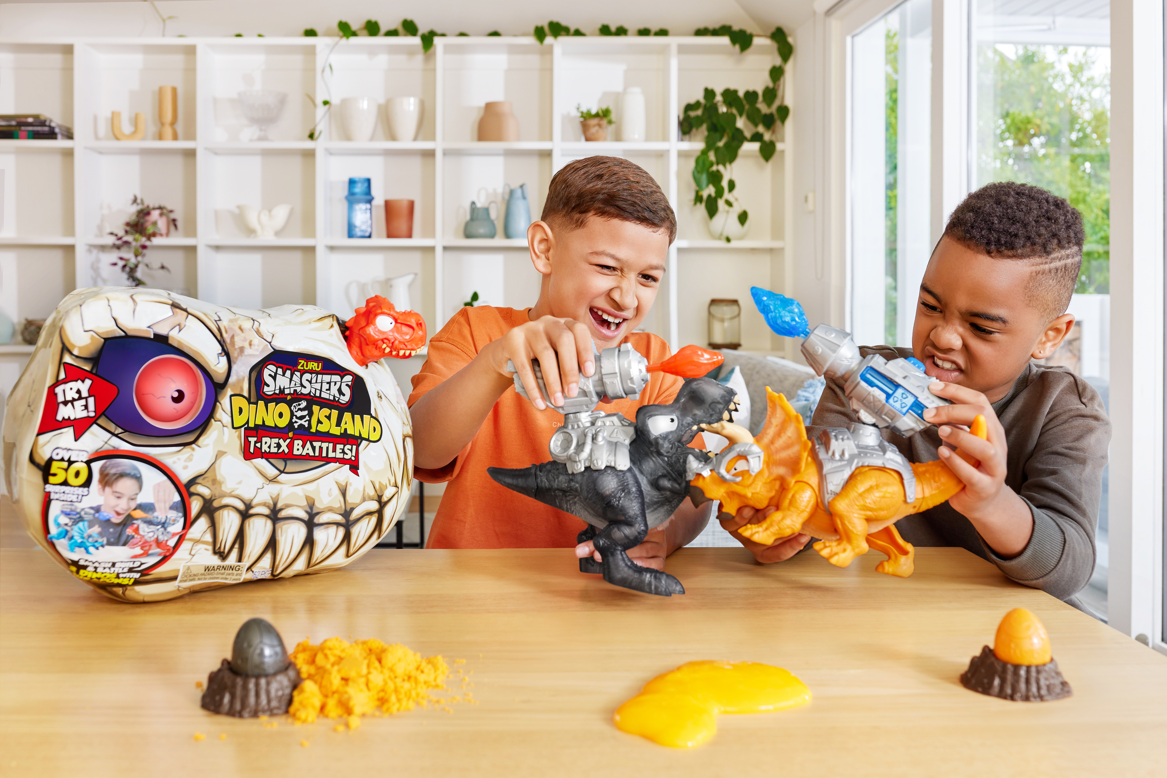 Smashers Jurassic Mega Light-Up Dino S1 - yllätysmuna