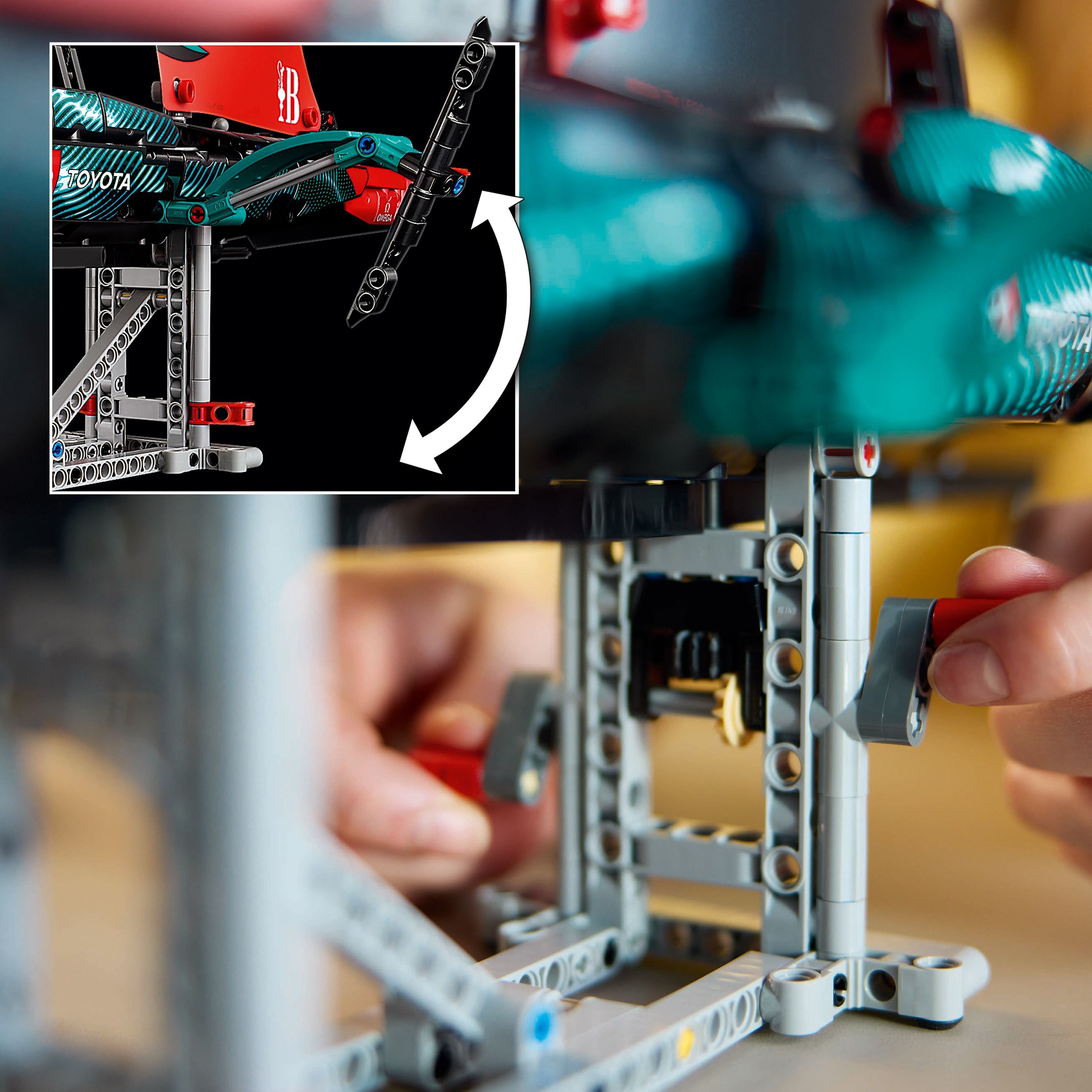 LEGO Technic 42174 - Emirates Team New Zealand AC75 ‑jahti