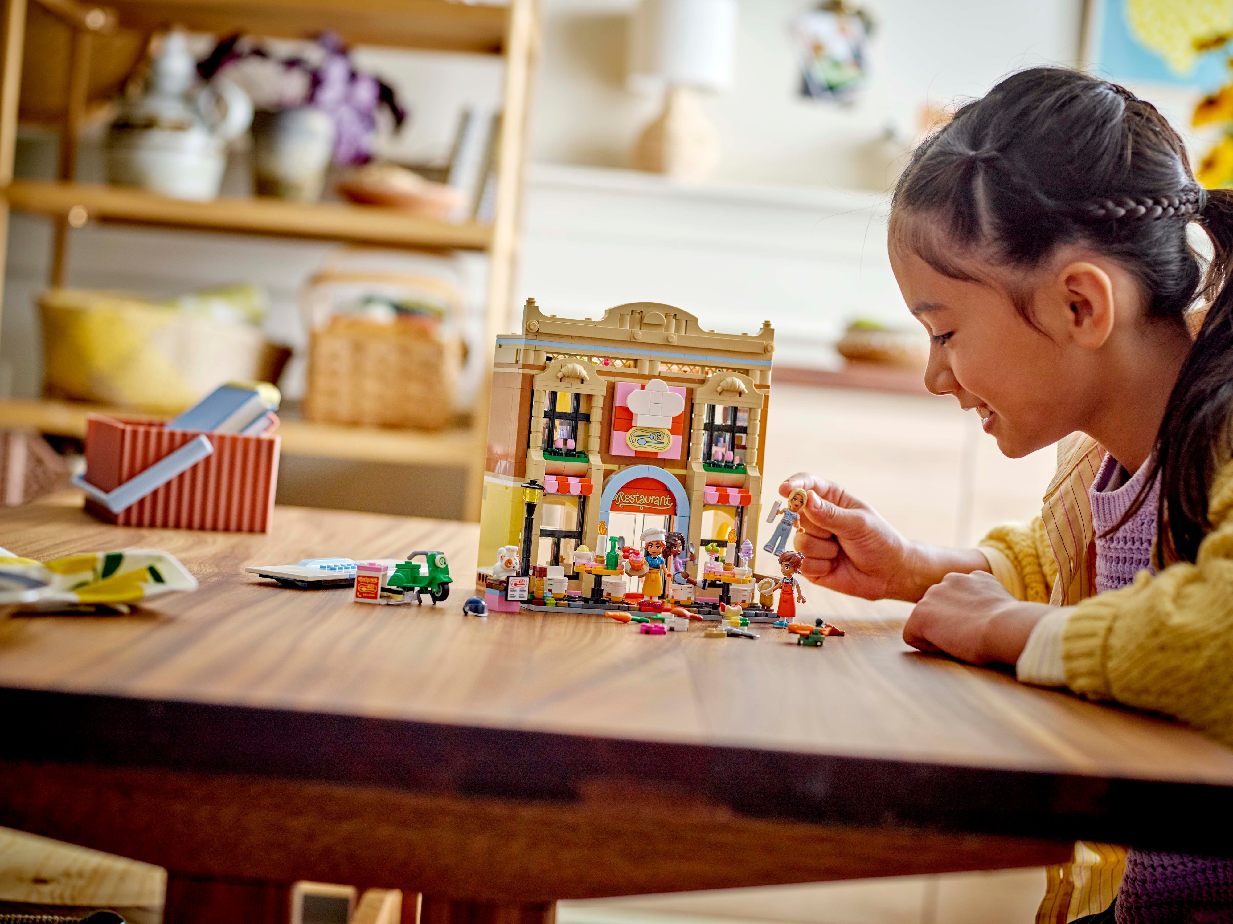 LEGO Friends 42655 – Ravintola-alan oppilaitos