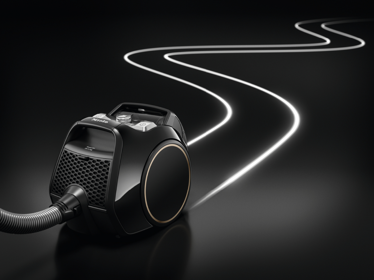 Miele Boost CX1 Cat&Dog PowerLine -pölypussiton pölynimuri, musta