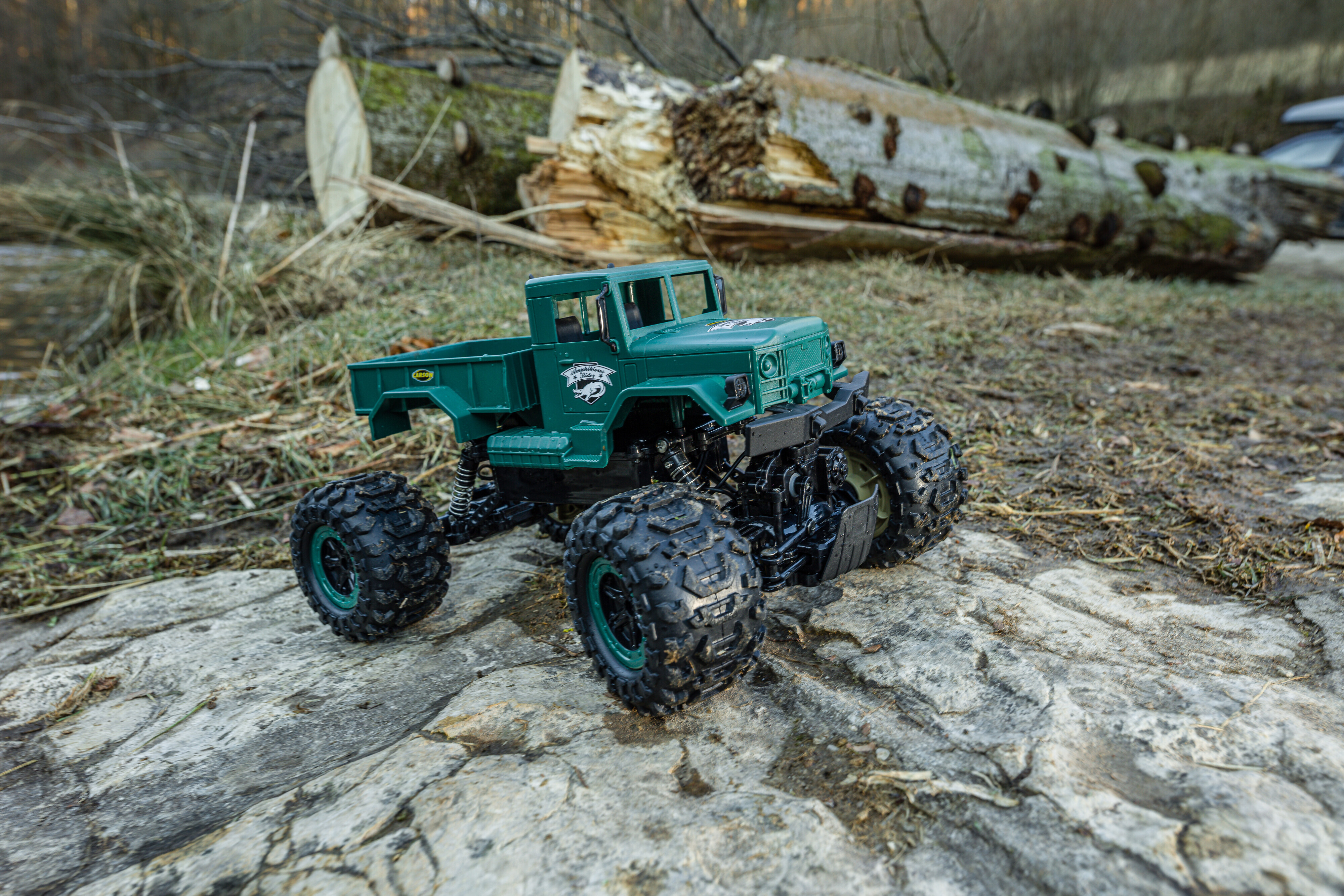 Carson Amphibious Rider - kauko-ohjattava maasturi, 1:12, RTR