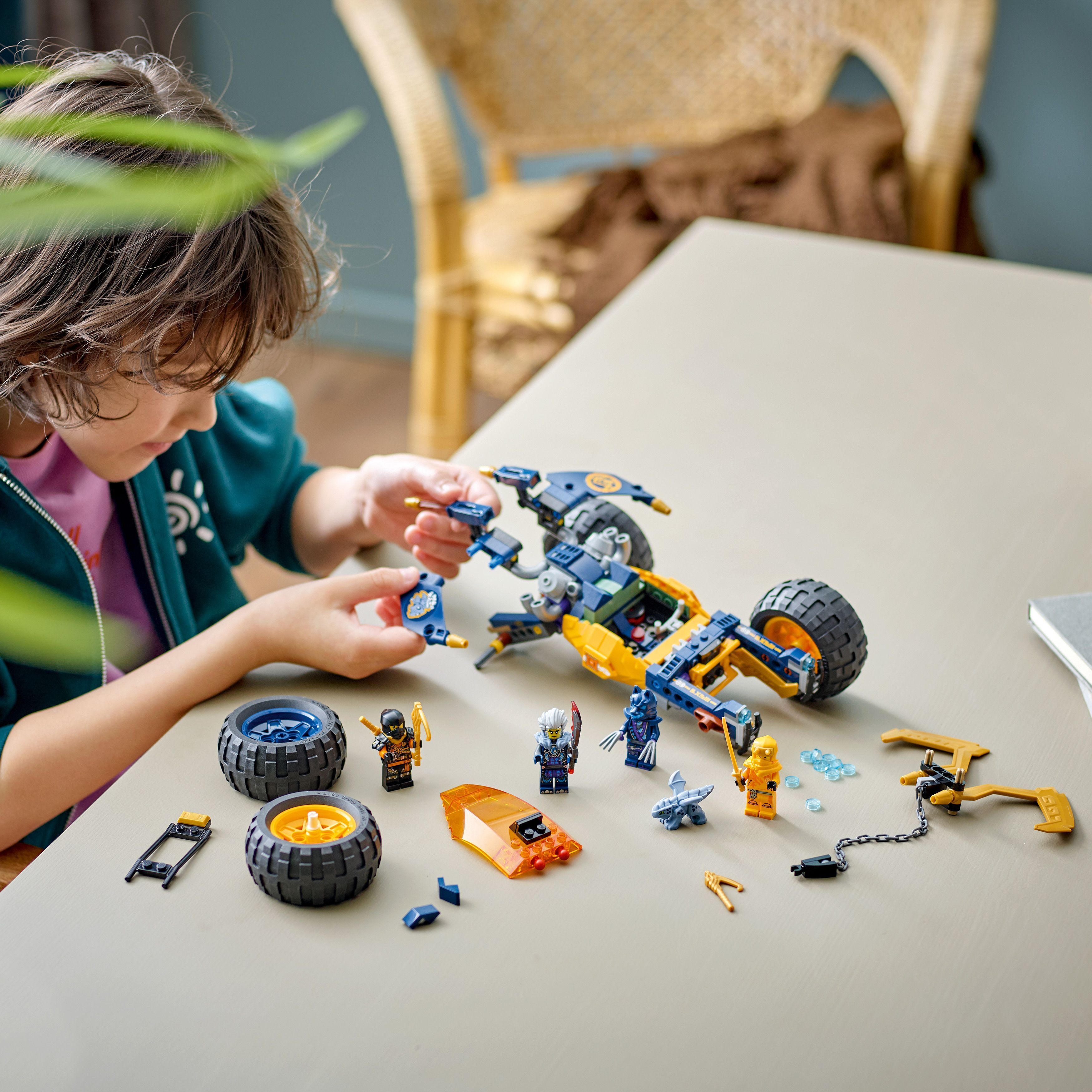LEGO Ninjago 71810  - Pikkuinen Riyu-lohikäärme