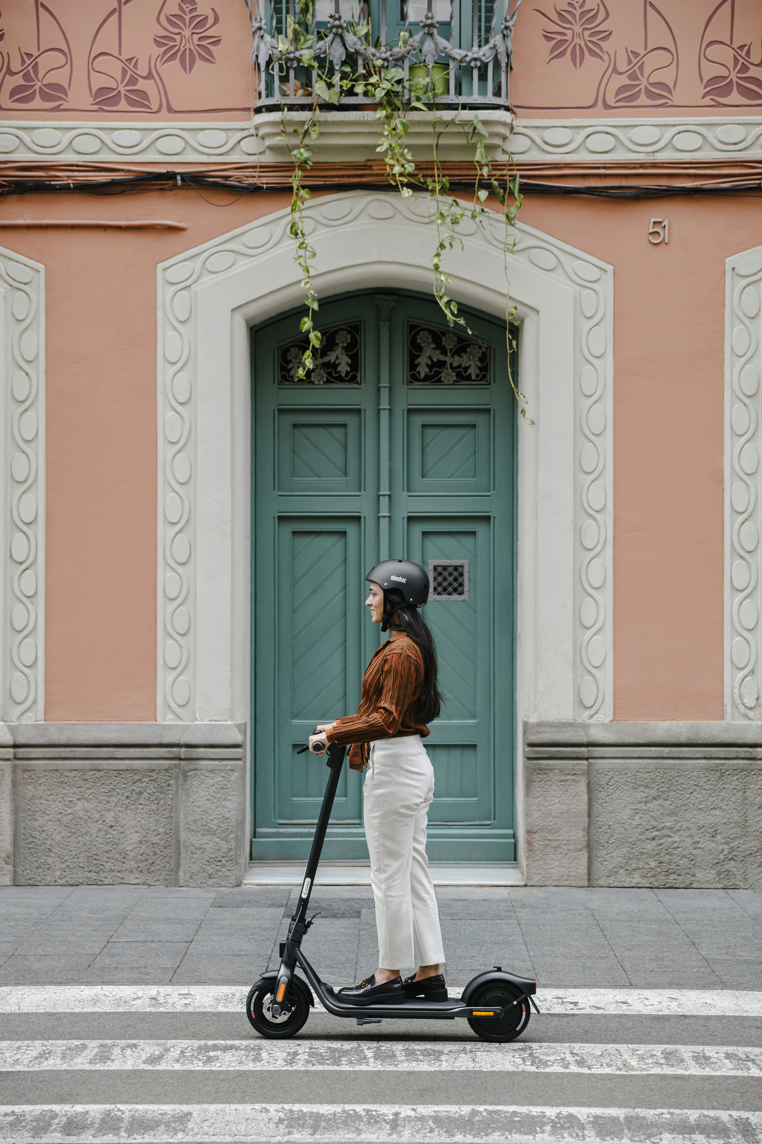 Samsung Galaxy Book4 Pro 16" -kannettava, Win 11 (NP960XGK-KG2SE) 13 Samsung Galaxy Book4 Pro 16" -kannettava, Win 11 (NP960XGK-KG2SE) - Image 13