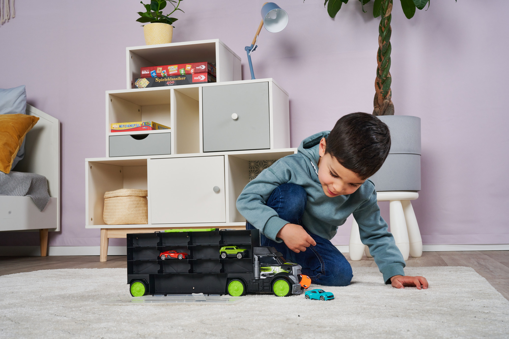 Dickie Toys -autonkuljetusrekka ja 4 pikkuautoa