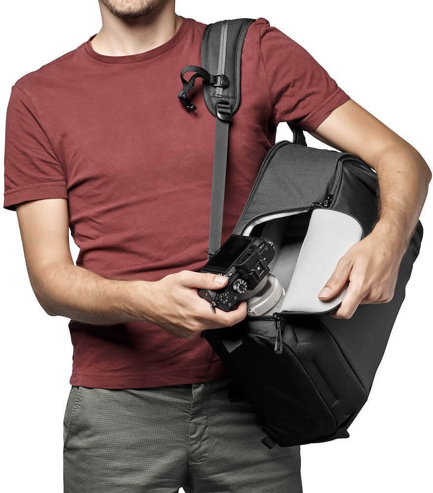 Lowepro Flipside BP 300 AW III -kamerareppu, musta