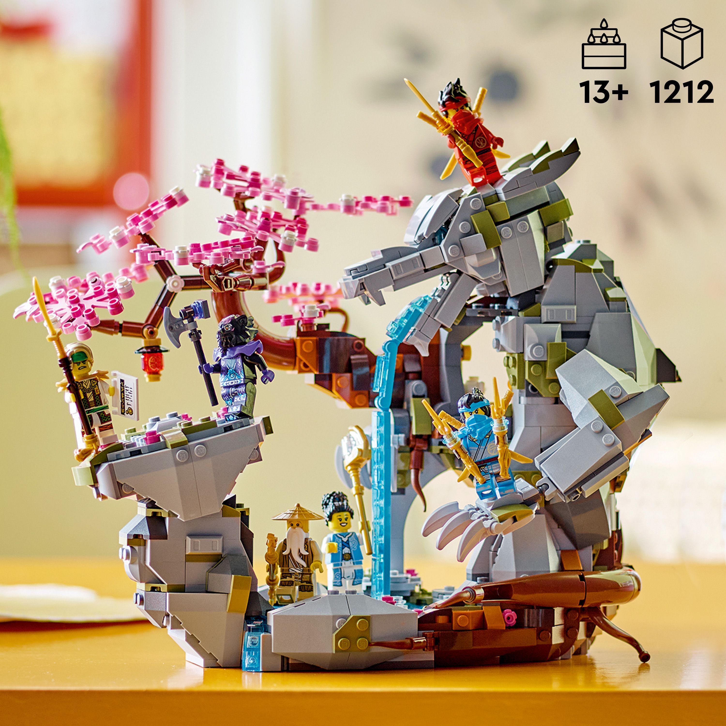 LEGO Ninjago 71819  - Lohikäärmeen kivipyhättö
