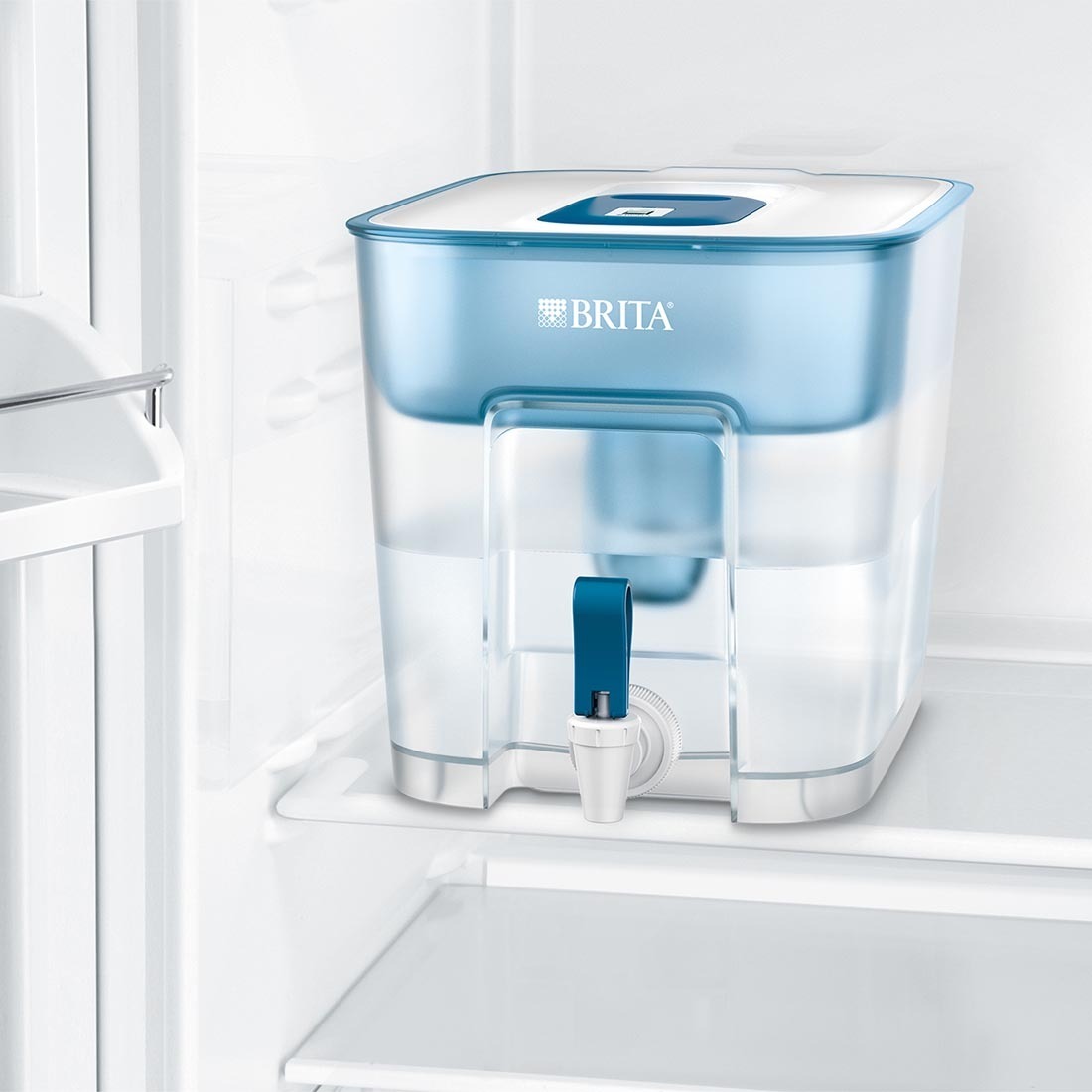 Brita Flow vedensuodatussäiliö annostelijalla, 8,2 l