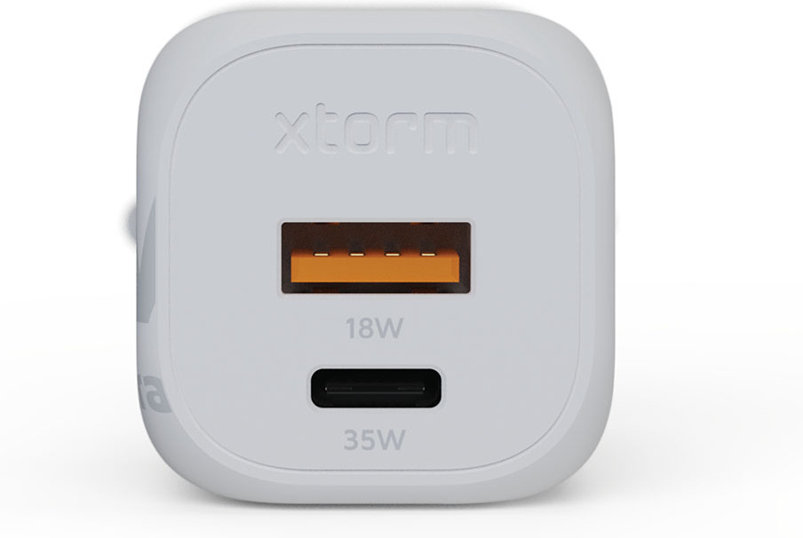 Xtorm XEC035 GaN² Ultra 35 W -verkkovirtalaturi, USB-C / A