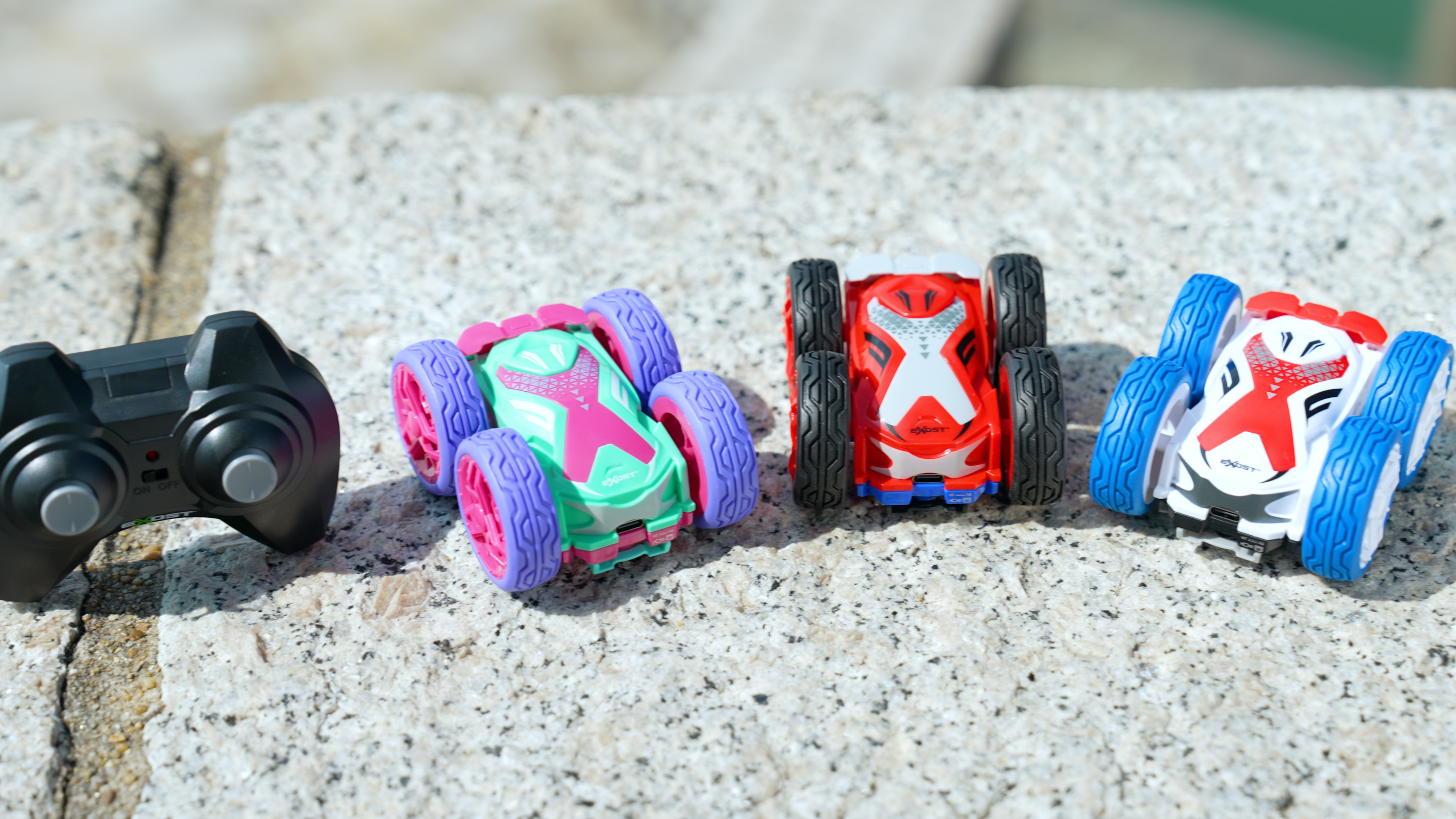 Exost Mini Flip Neo - kauko-ohjattava temppuauto, sininen