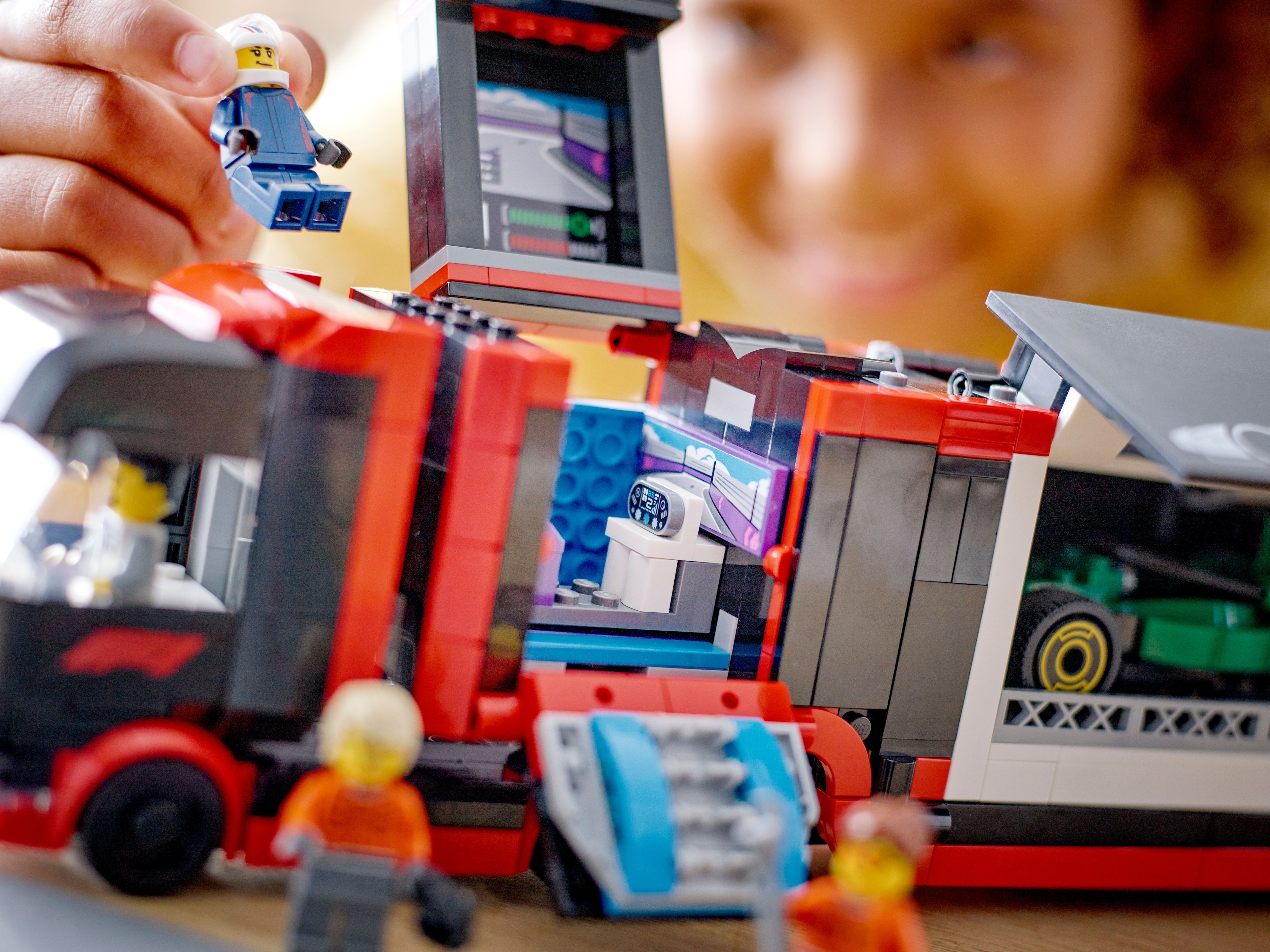 LEGO City 60445 – F1-rekka ja F1-autot RB20 ja AMR24