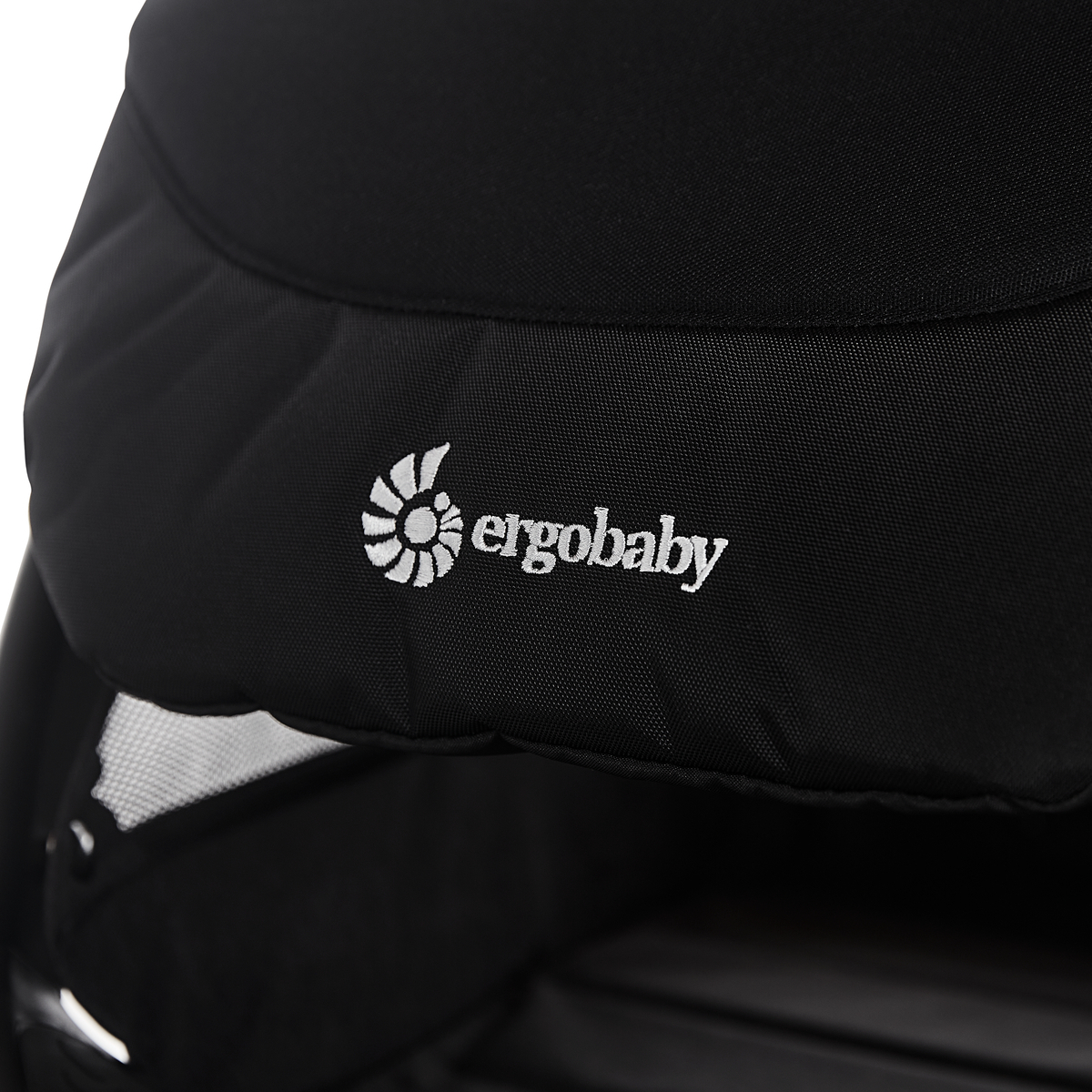 Ergobaby Metro+ -matkarattaat, Black