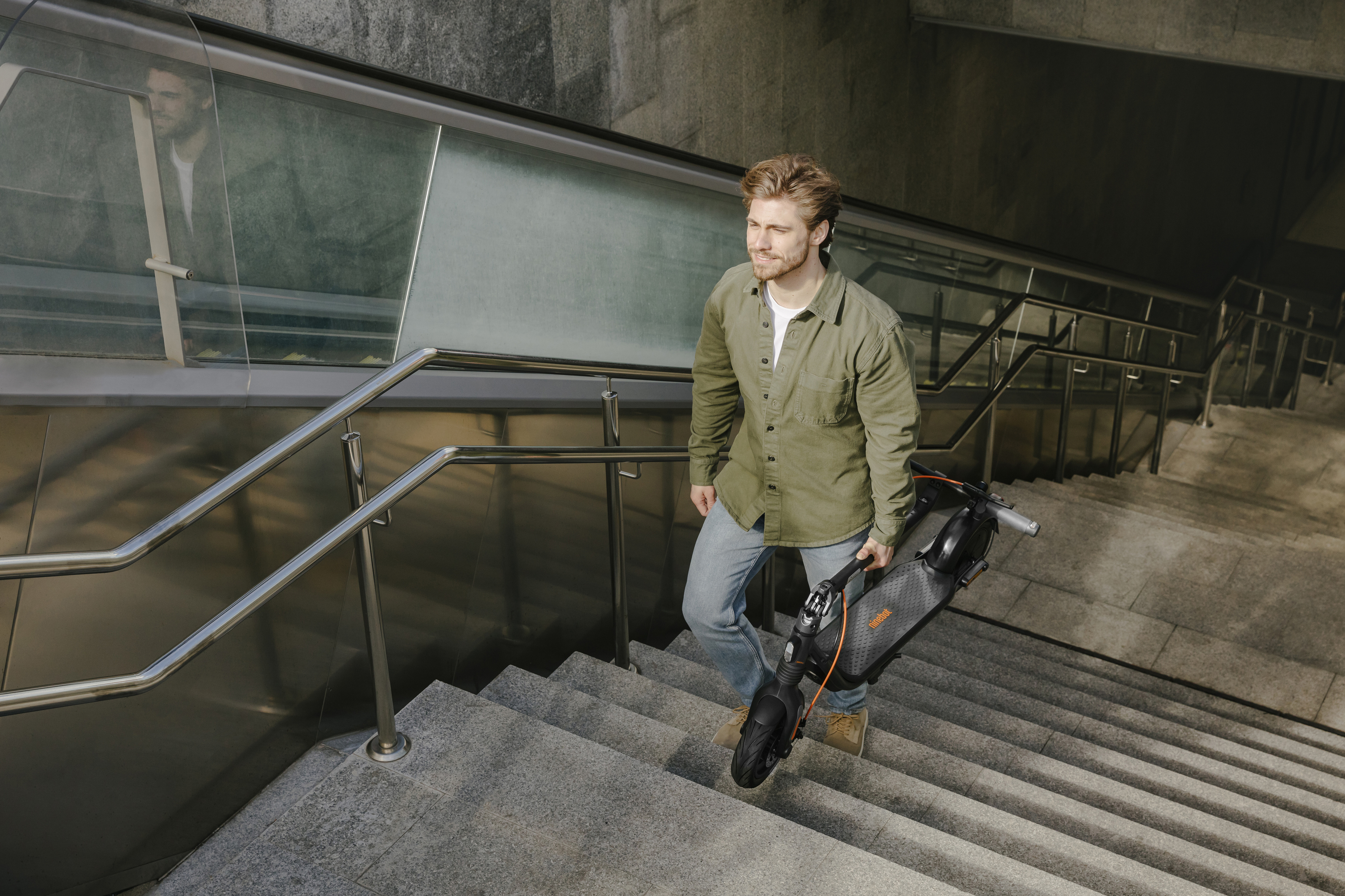 Ninebot by Segway Kickscooter F2 E -sähköpotkulauta