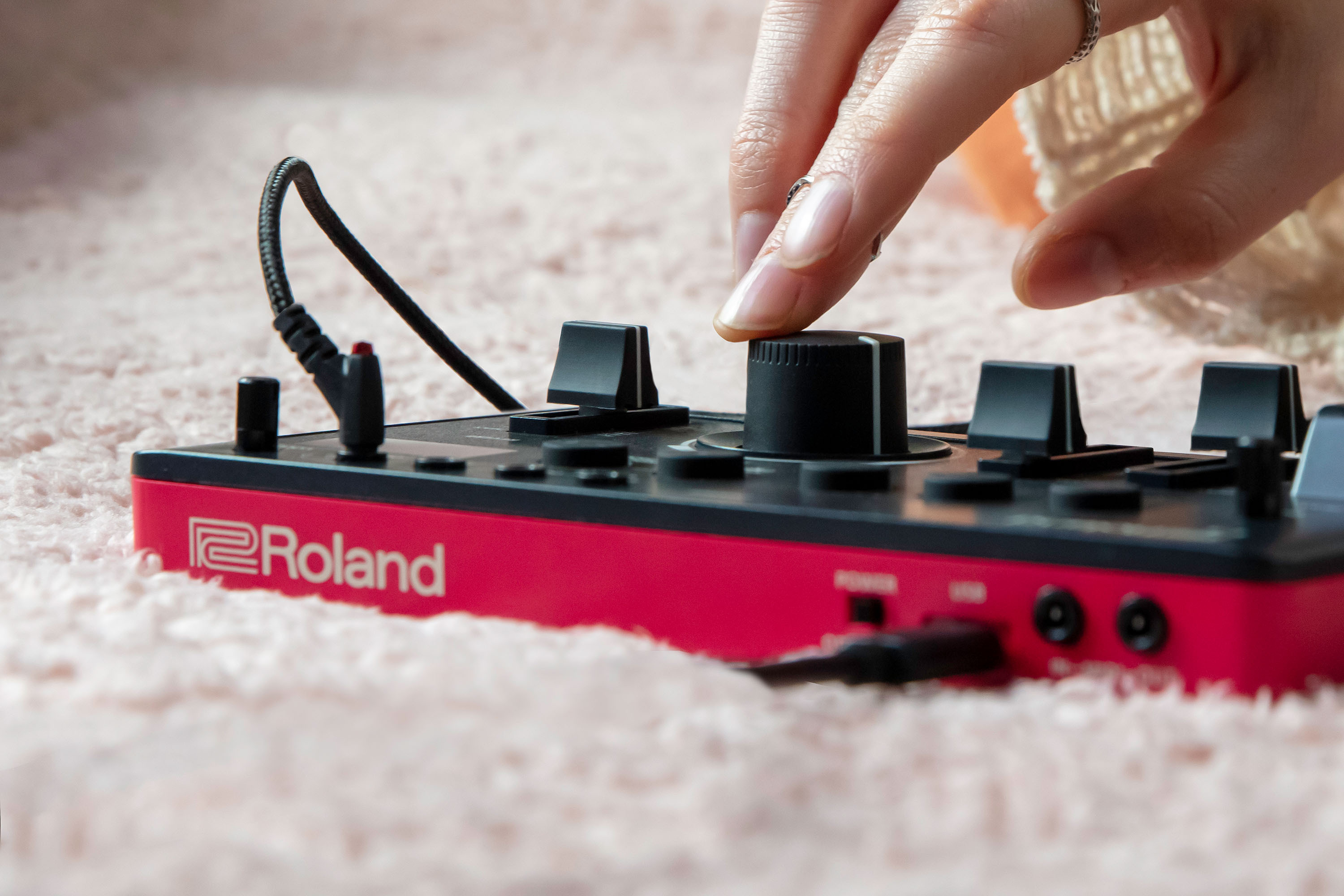 Roland E-4 Voice Tweaker -vokaaliprosessori
