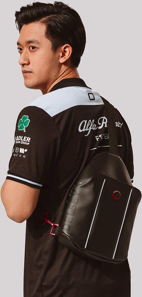 Delsey F1 Securitime Zip Expandable 56 cm -matkalaukku, musta