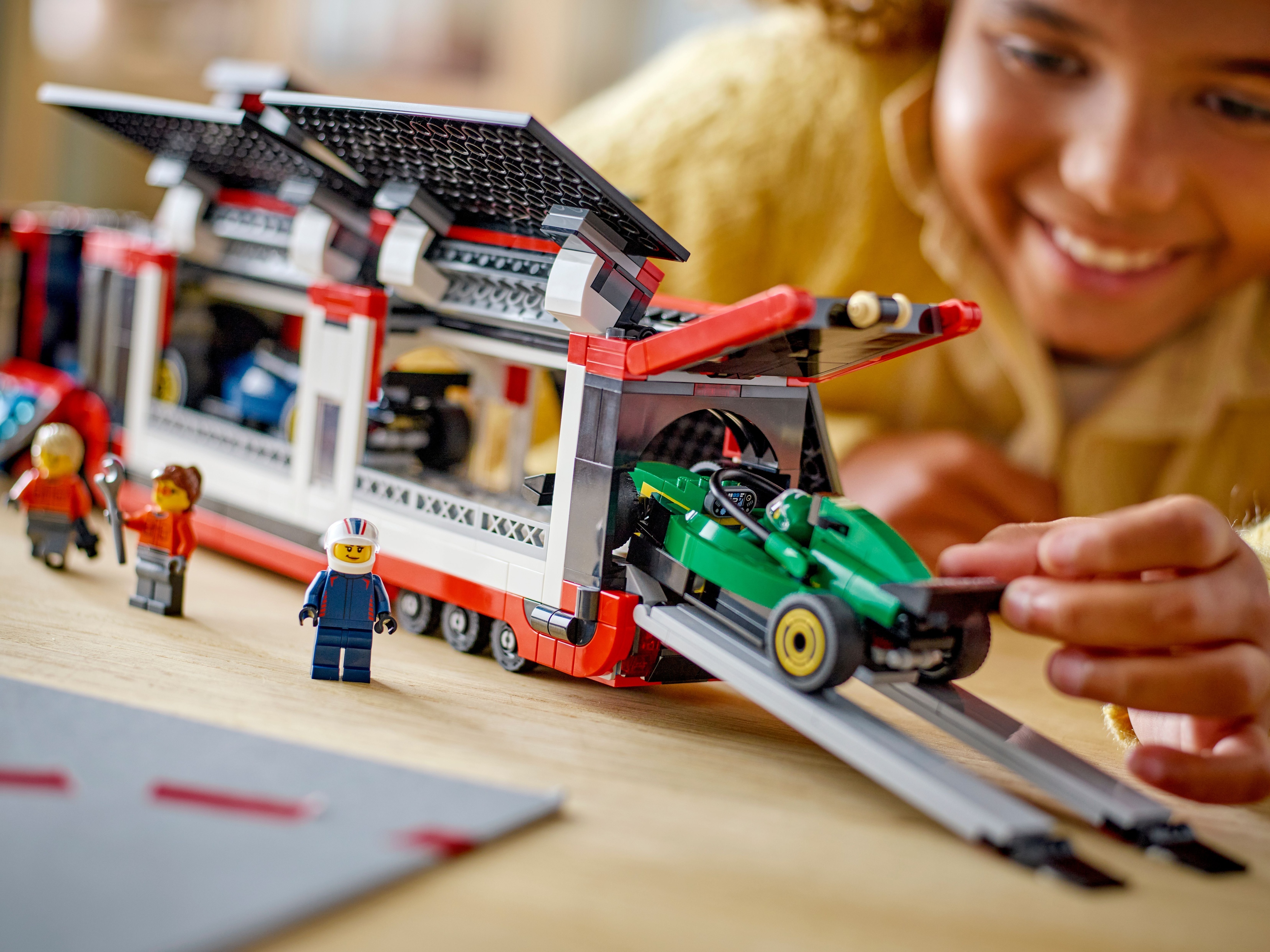 LEGO City 60445 – F1-rekka ja F1-autot RB20 ja AMR24