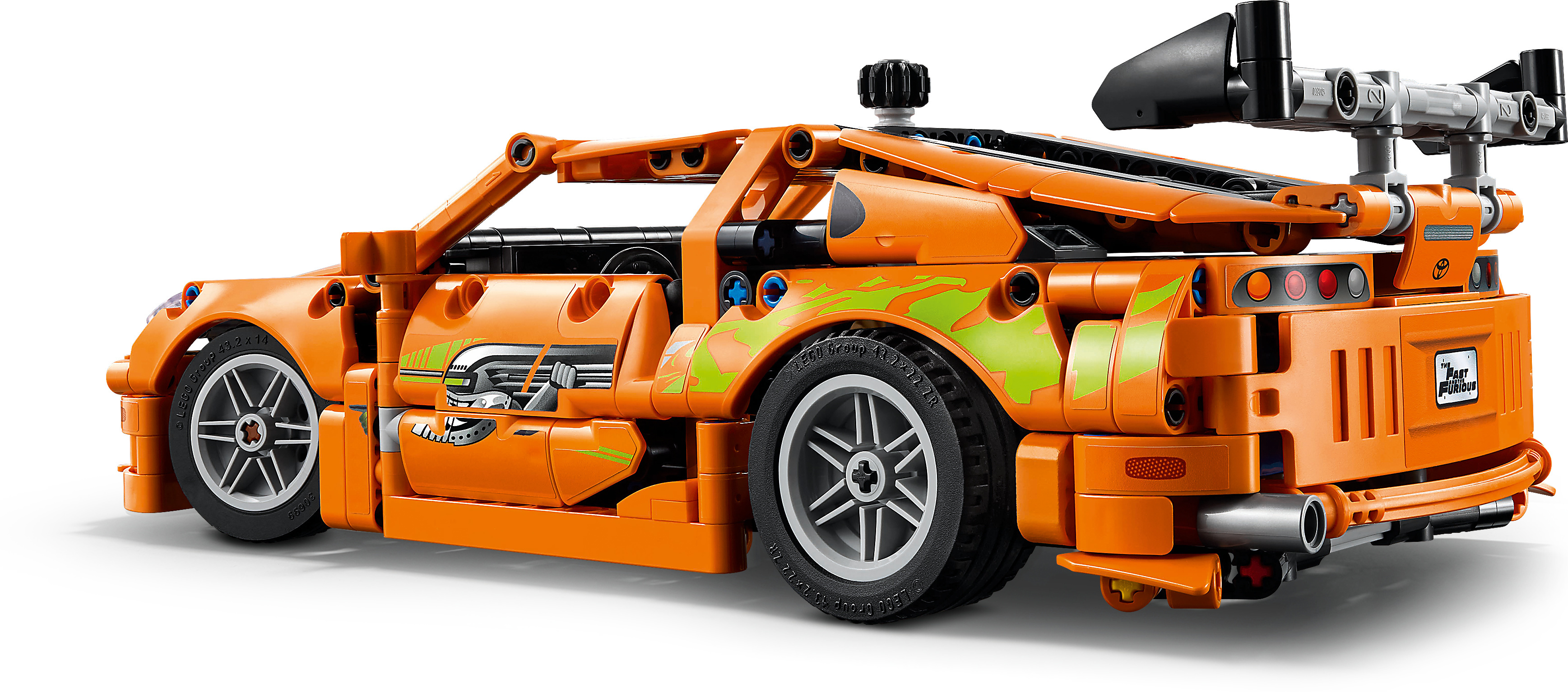 LEGO Technic 42204 – Fast and Furious Toyota Supra MK4 10 LEGO Technic 42204 – Fast and Furious Toyota Supra MK4 - Image 10