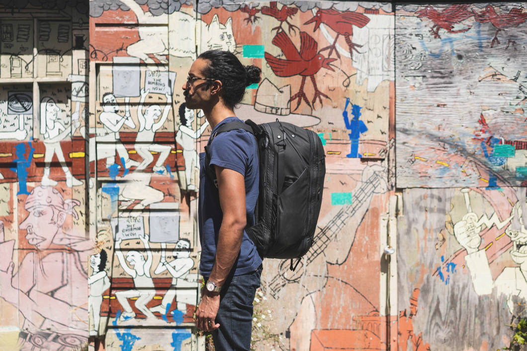 Peak Design Travel Backpack 45L -päiväreppu, musta