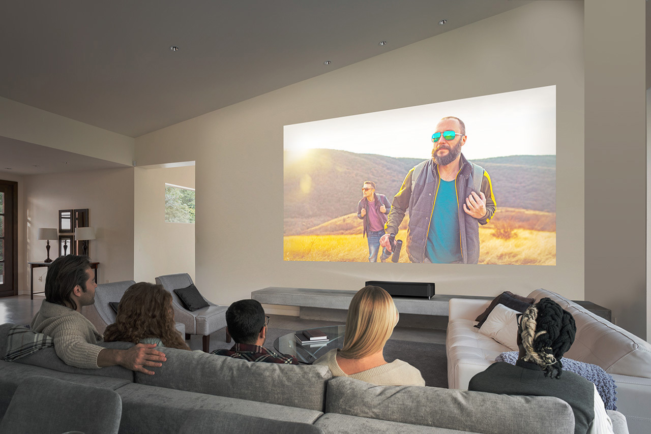 Epson EH-LS800B 4K PRO-UHD -älylaserprojektori, lähiheijastus, musta