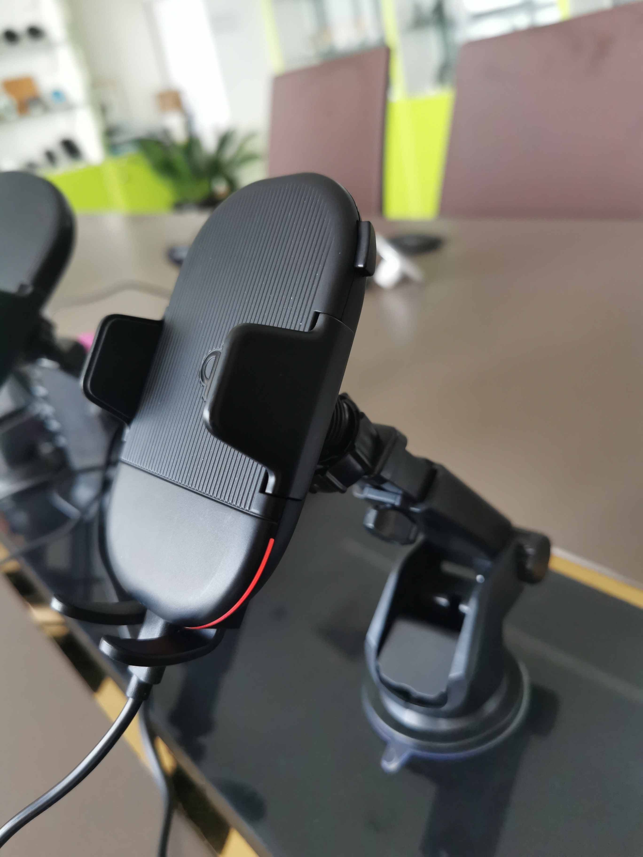 Xgimi Halo+ Full HD -kannettava led-projektori