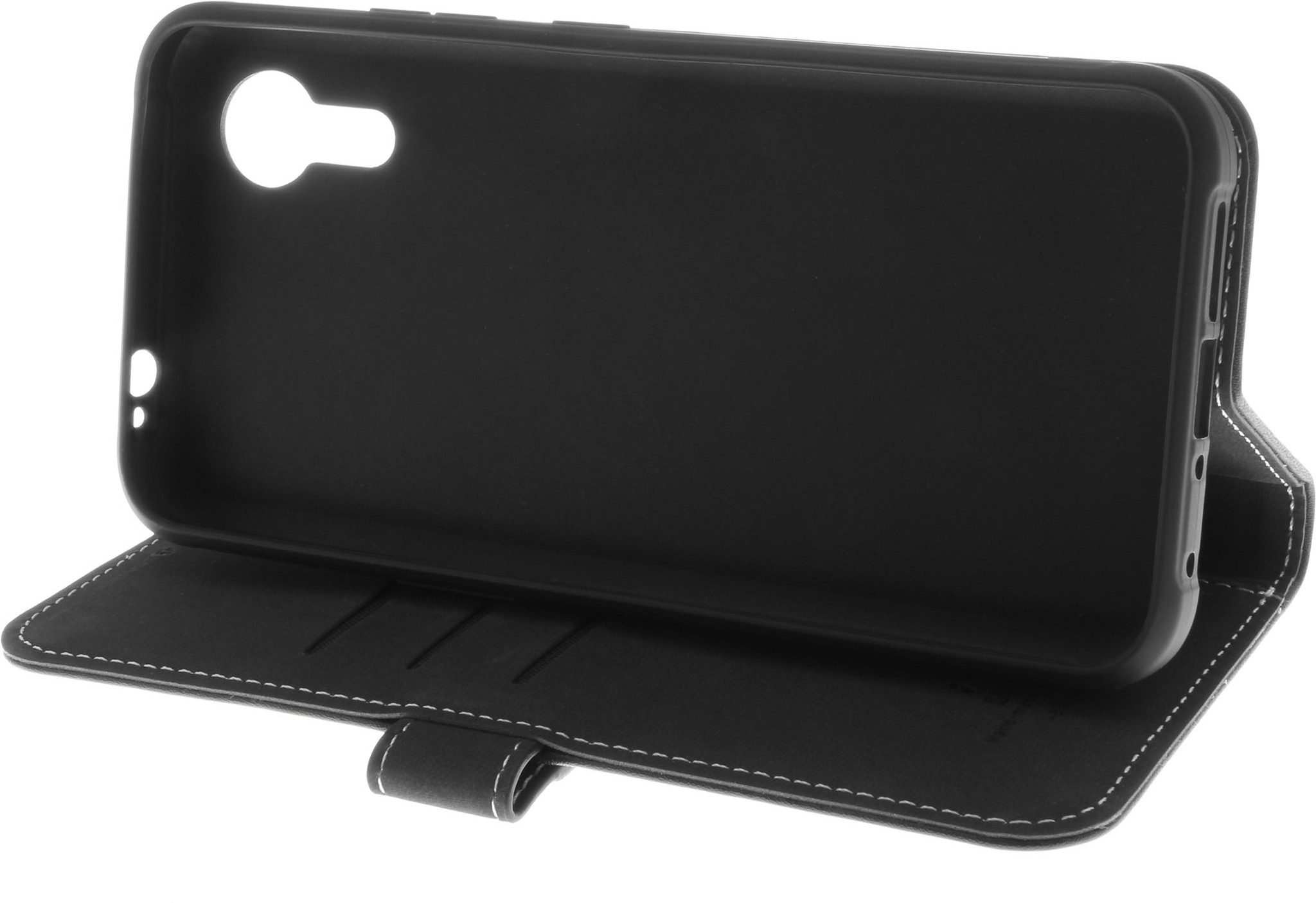 Insmat Exclusive Flip Case -lompakkokotelo, Samsung Galaxy XCover7, musta