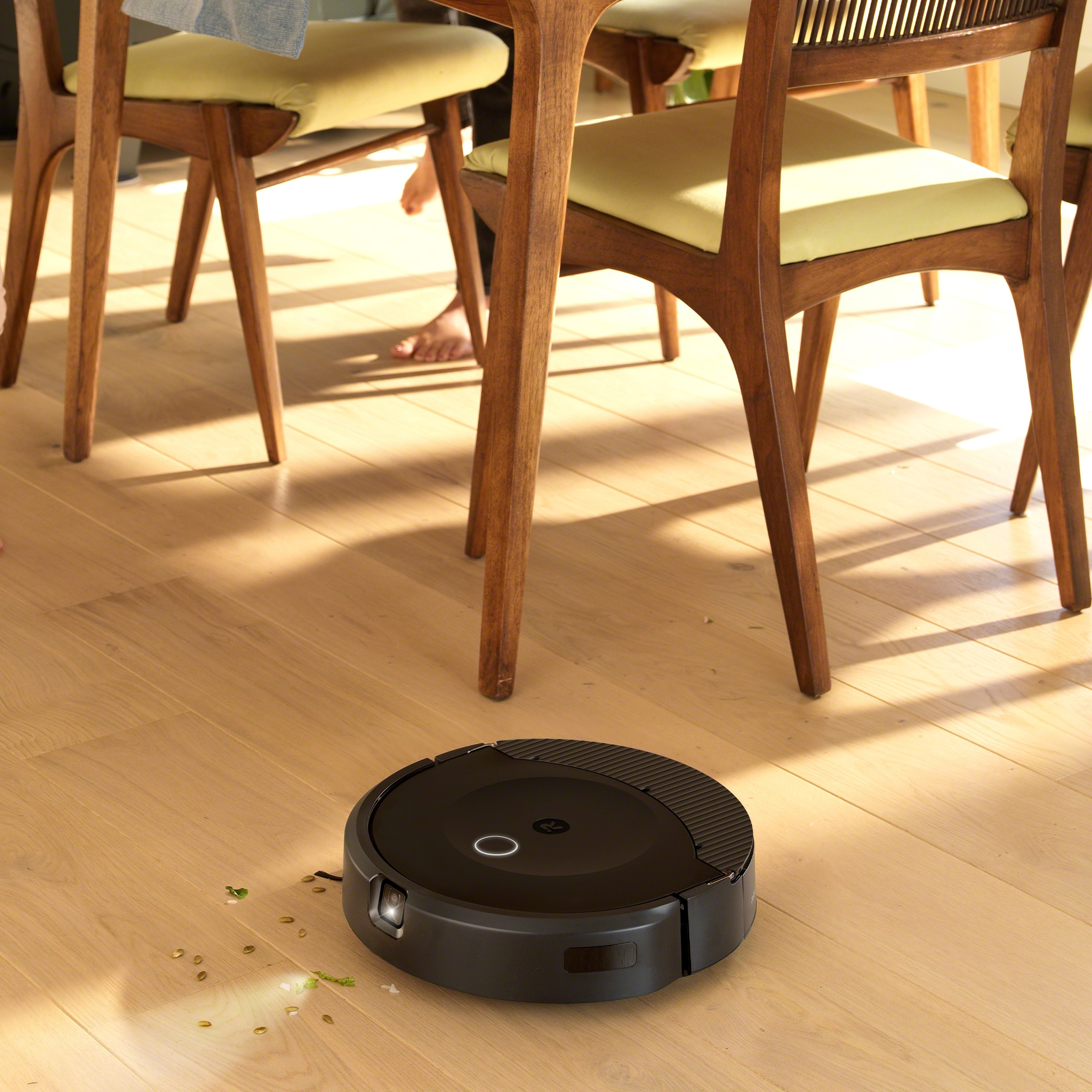 iRobot Roomba Combo 10 Max robotti-imuri AutoWash-telakalla