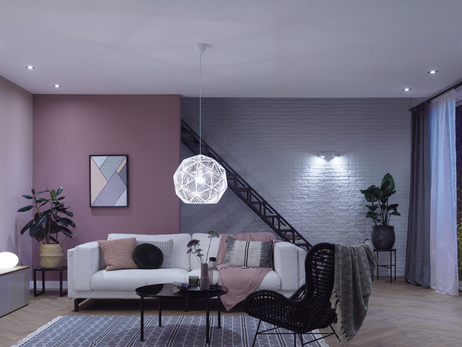 Philips Hue Starter Kit -pakkaus, White Ambiance, E27
