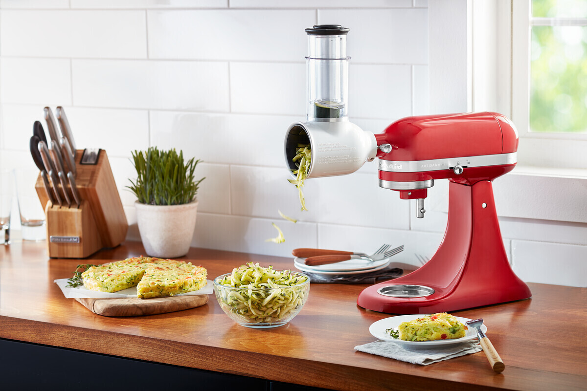 KitchenAid Fresh Prep 5KSMVSA -vihannesleikkuri ja -raastin yleiskoneisiin