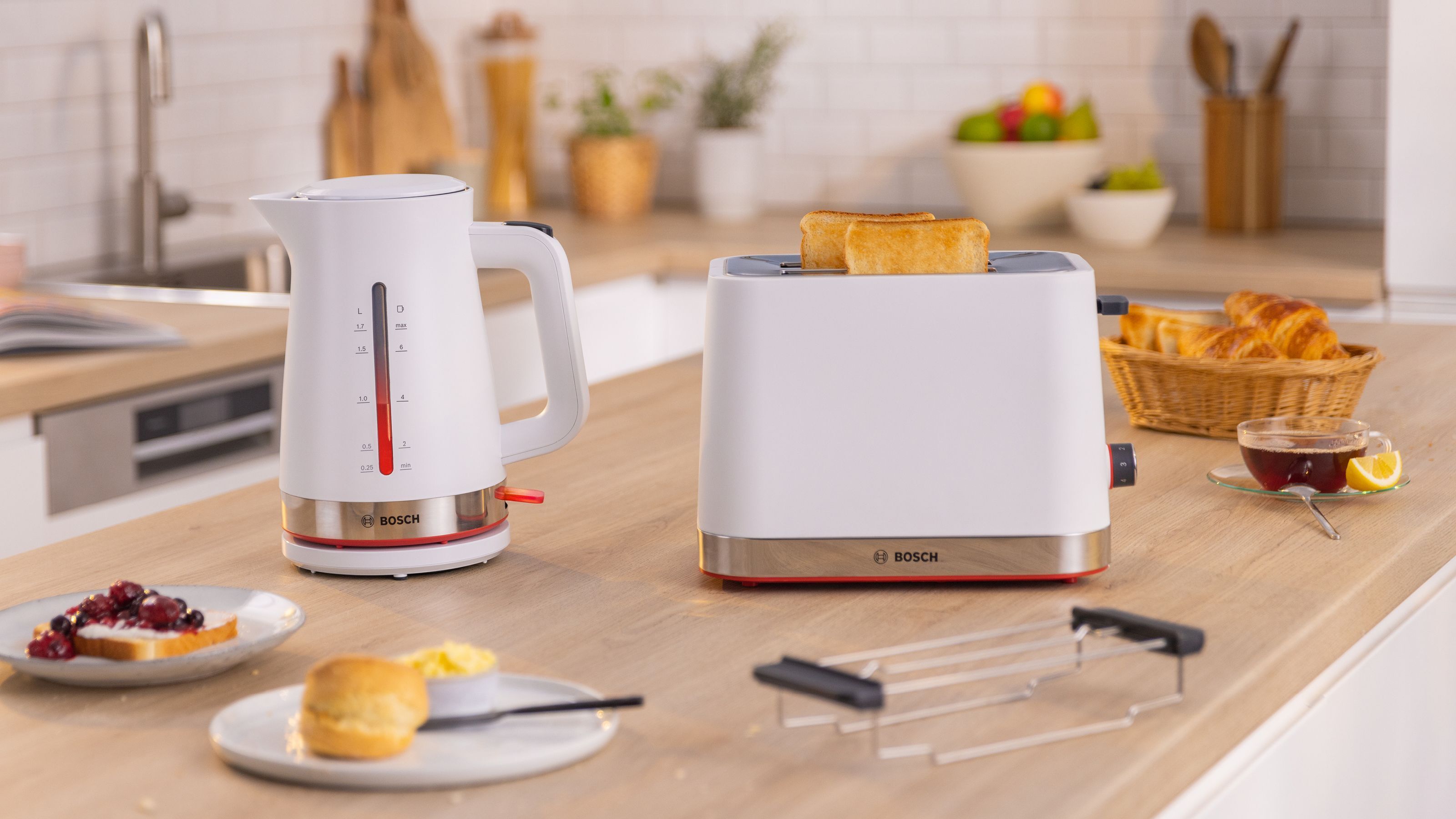 Bosch MyMoment TWK4M223 vedenkeitin, musta