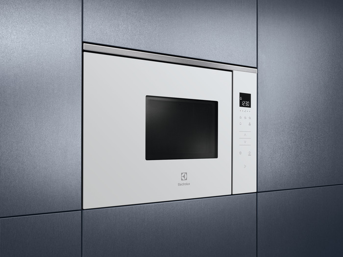 Electrolux KMFE172TEW mikroaaltouuni, valkoinen