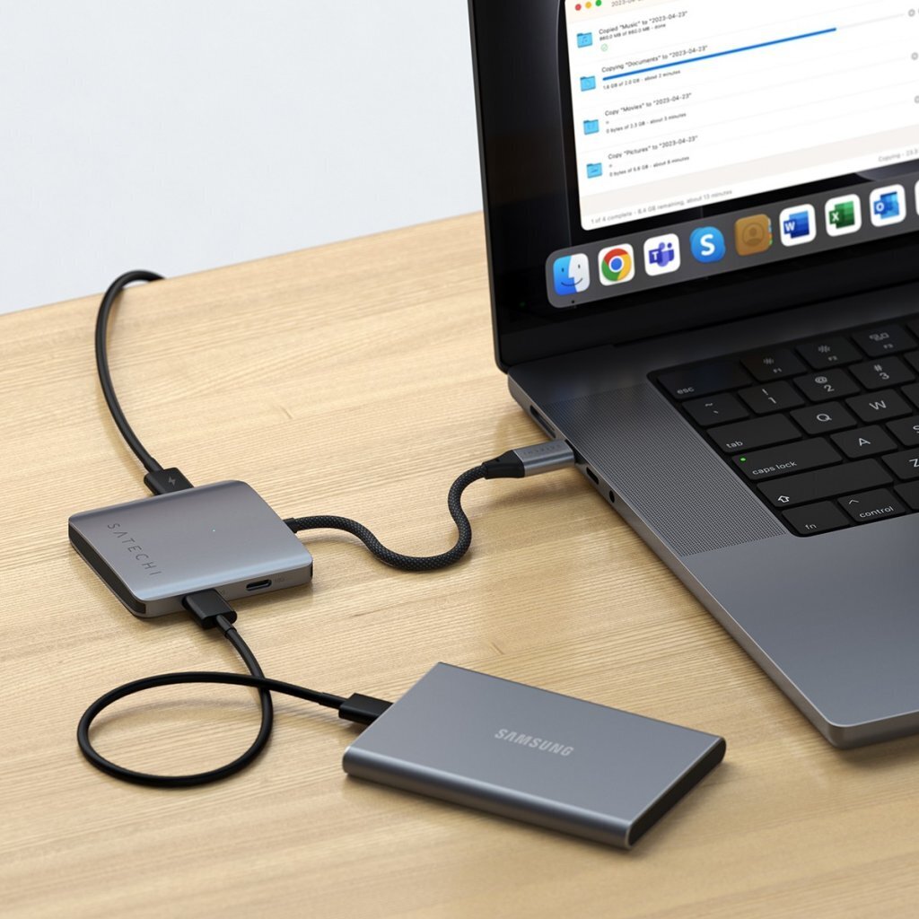 Satechi 4-Port USB-C -adapteri PD:llä, tähtiharmaa