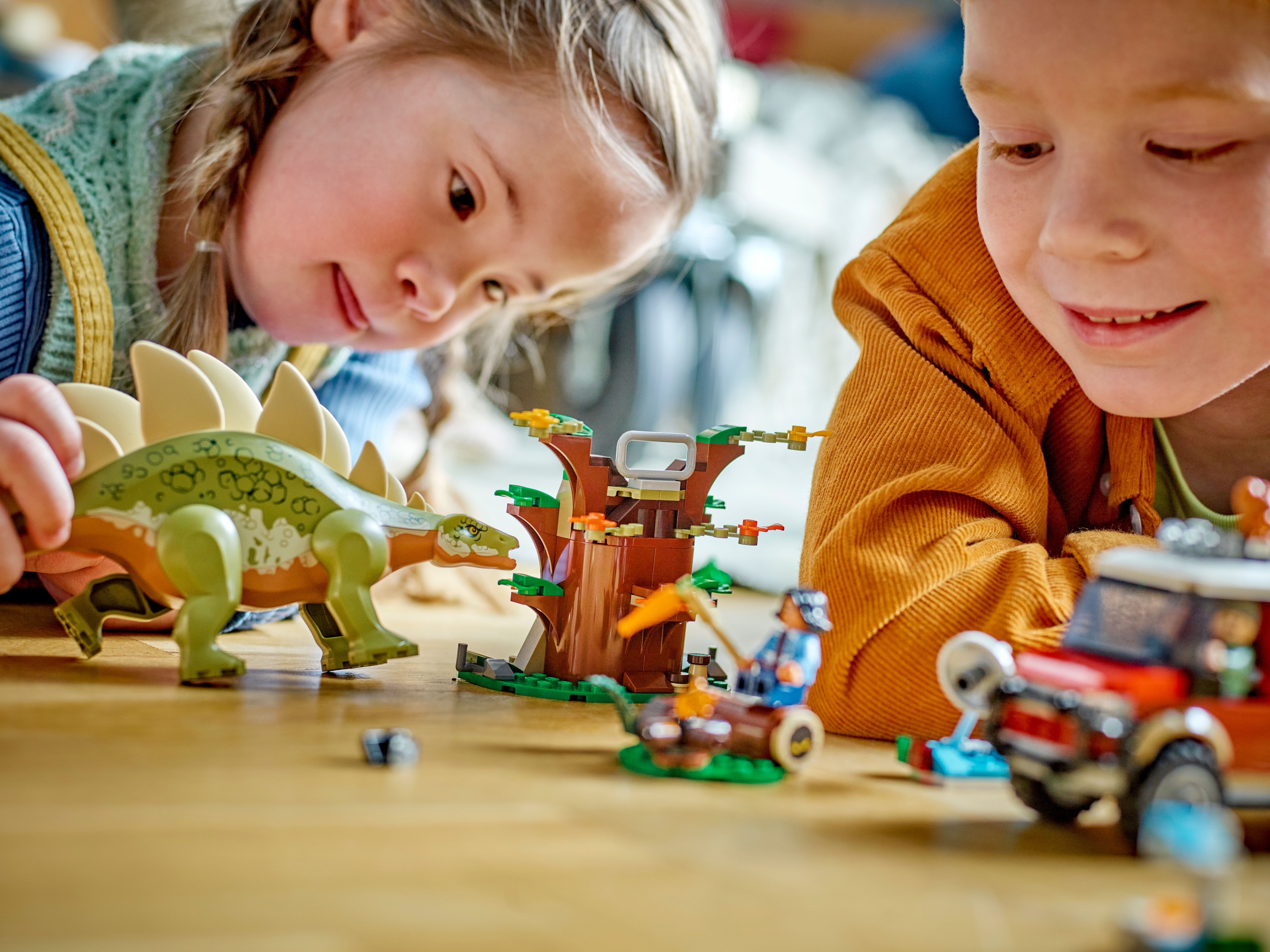 LEGO Jurassic World 76965  - Dinosaurus-operaatiot: Stegosaurus