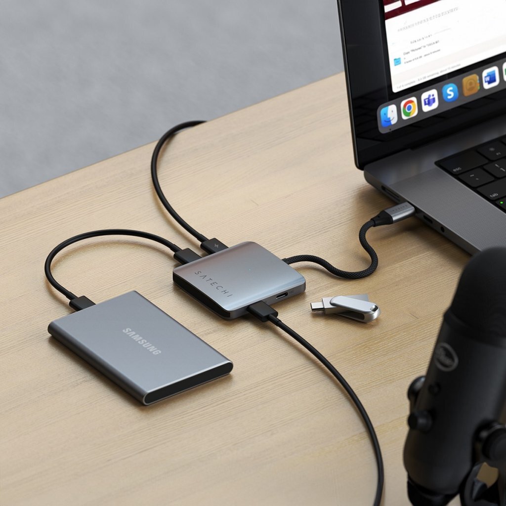 Satechi 4-Port USB-C -adapteri PD:llä, tähtiharmaa