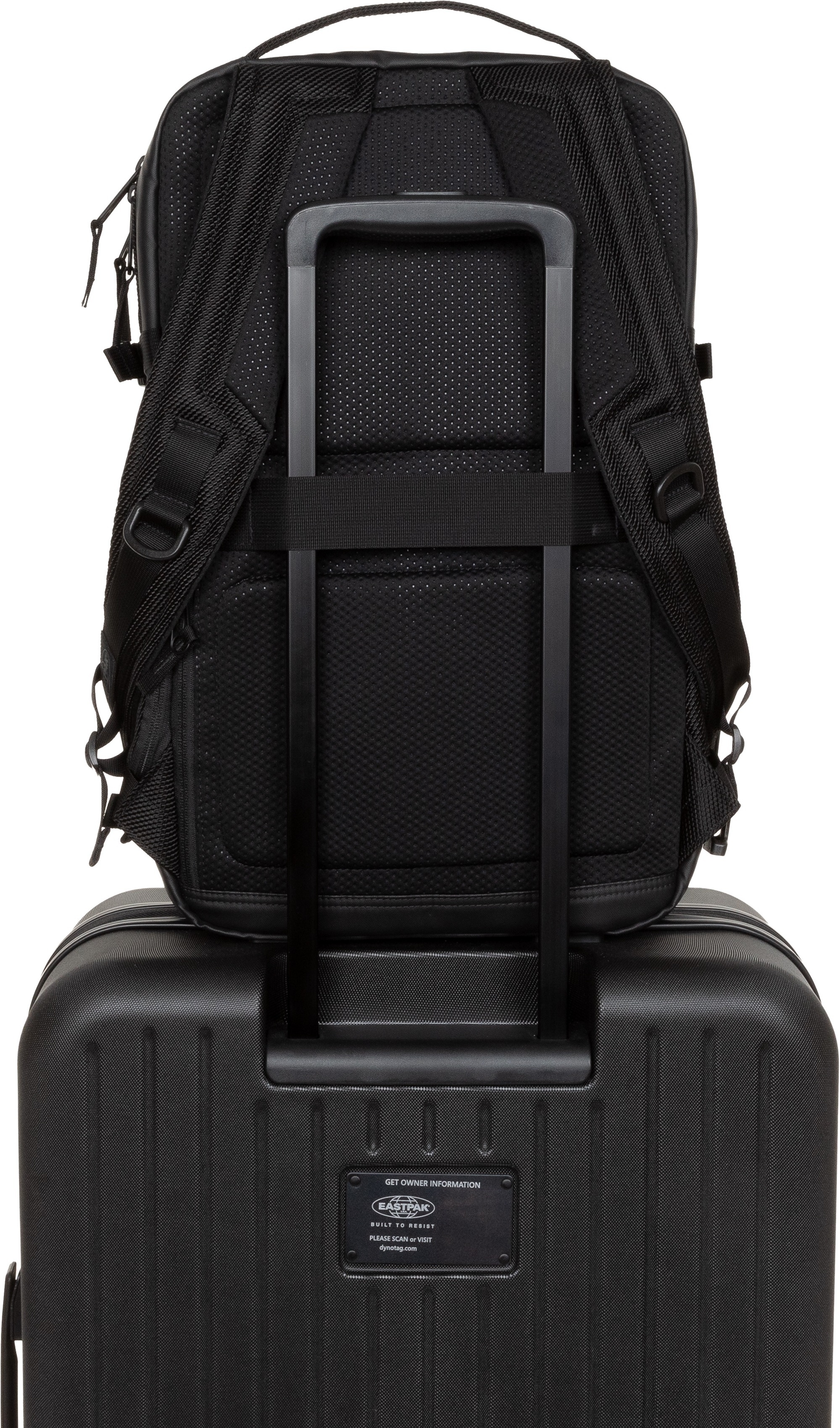Eastpak TECUM M Cnnct Coat -reppu, musta
