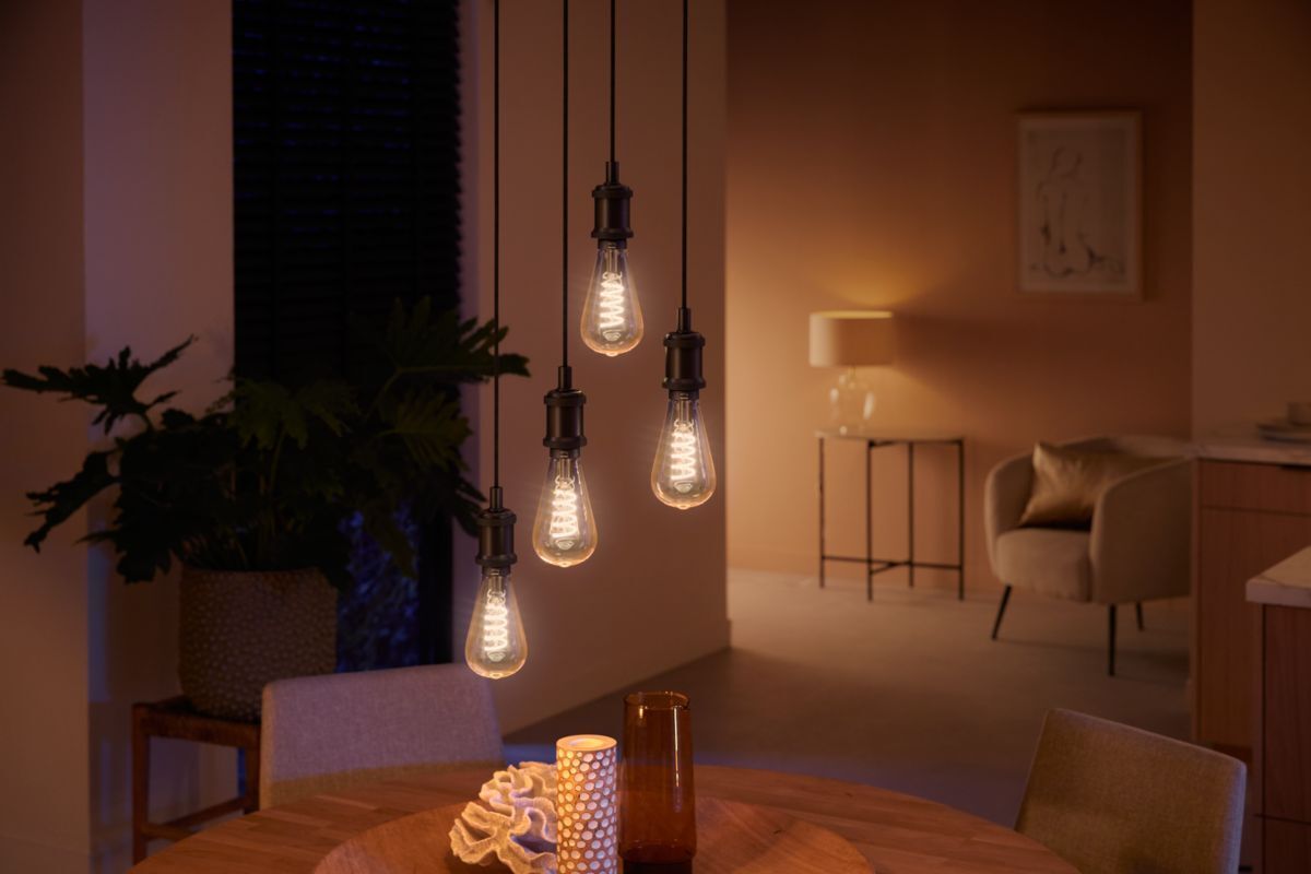 Philips Hue -filamenttiälylamppu, White ambiance, Filament Edison, E27