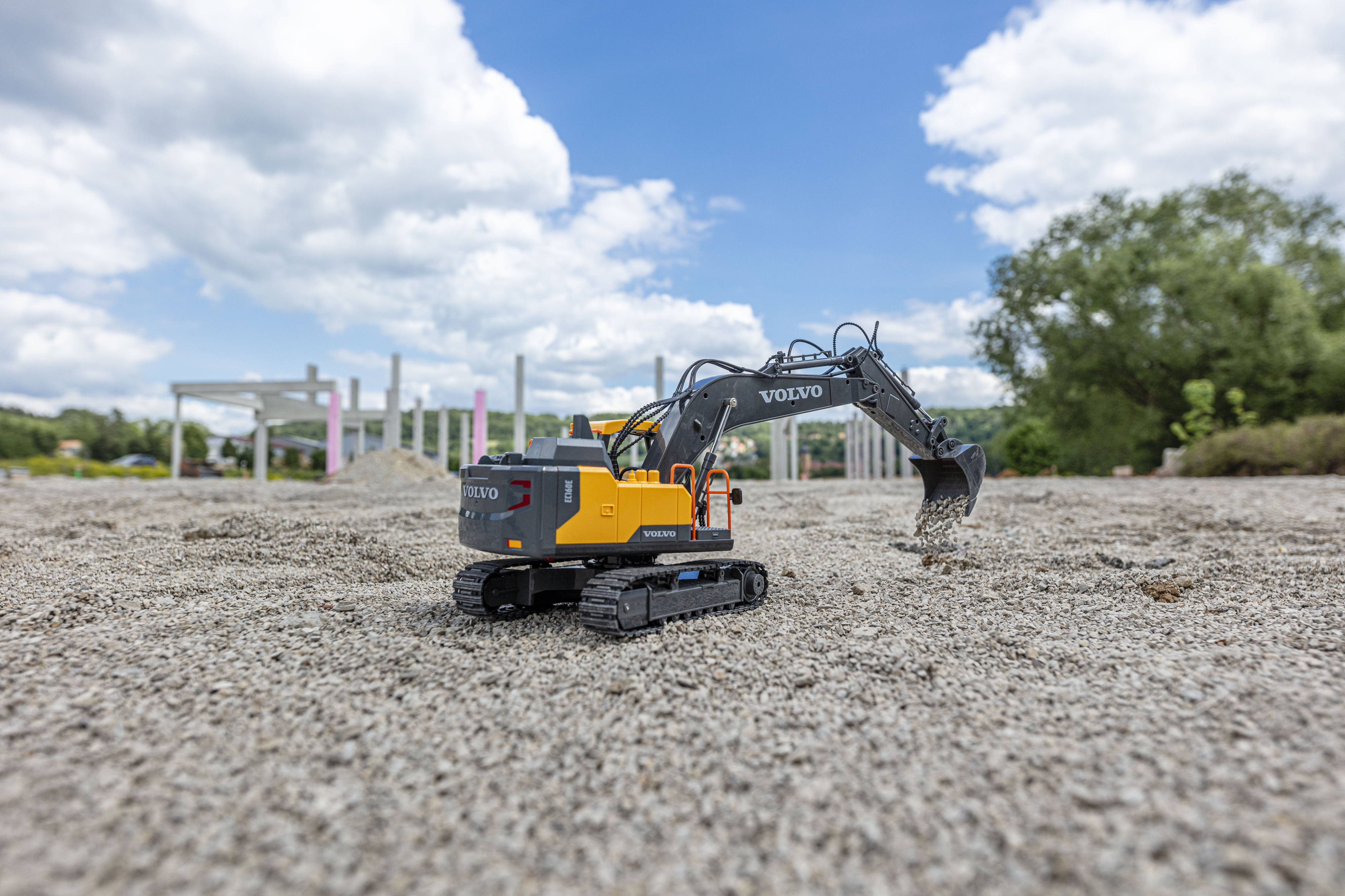 Carson Excavator Volvo -kauko-ohjattava kaivinkone