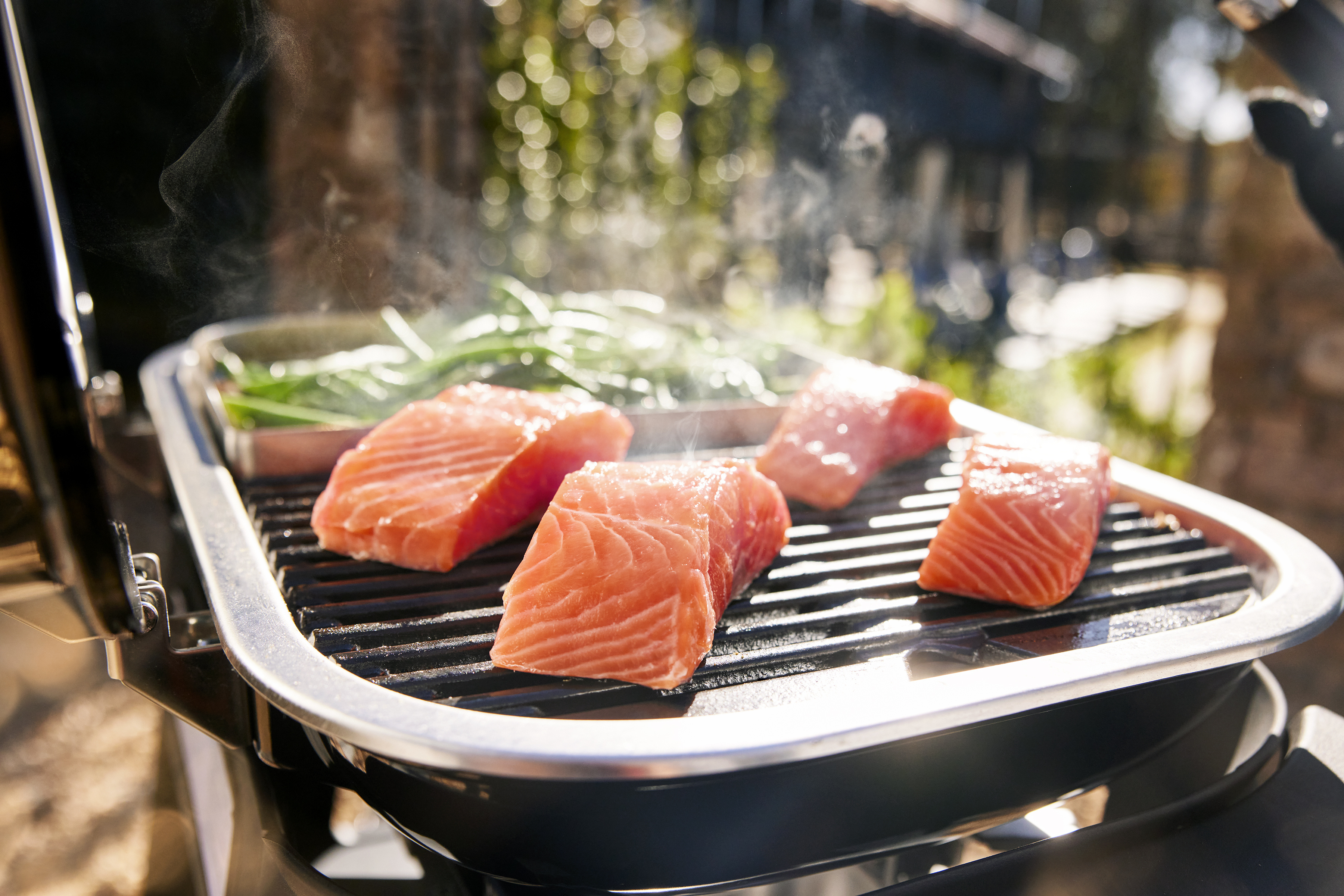 Weber Lumin Compact -sähkögrilli