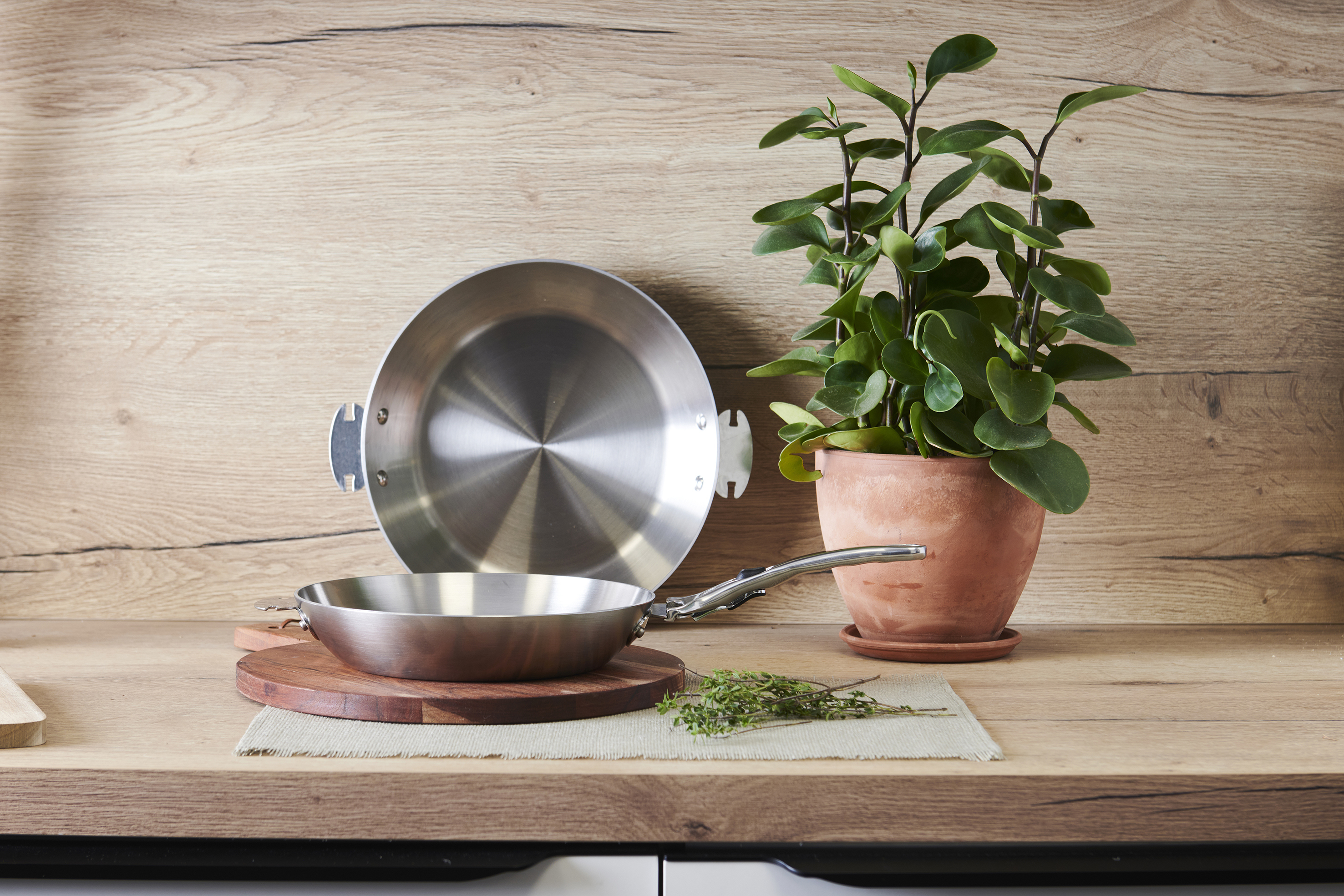 De Buyer Mineral B LOQY paistinpannu, 24 cm, hiiliteräs