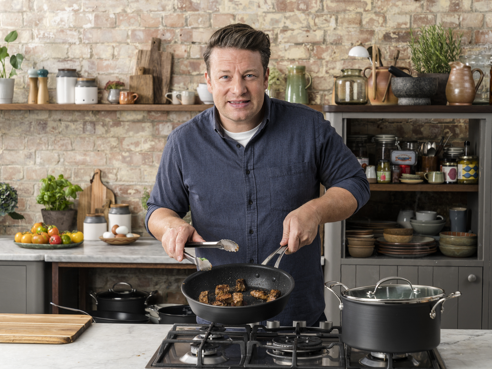 Tefal Jamie Oliver Cook's Classics HA -paistokasari lasikannella 26 cm/4,1 L, musta