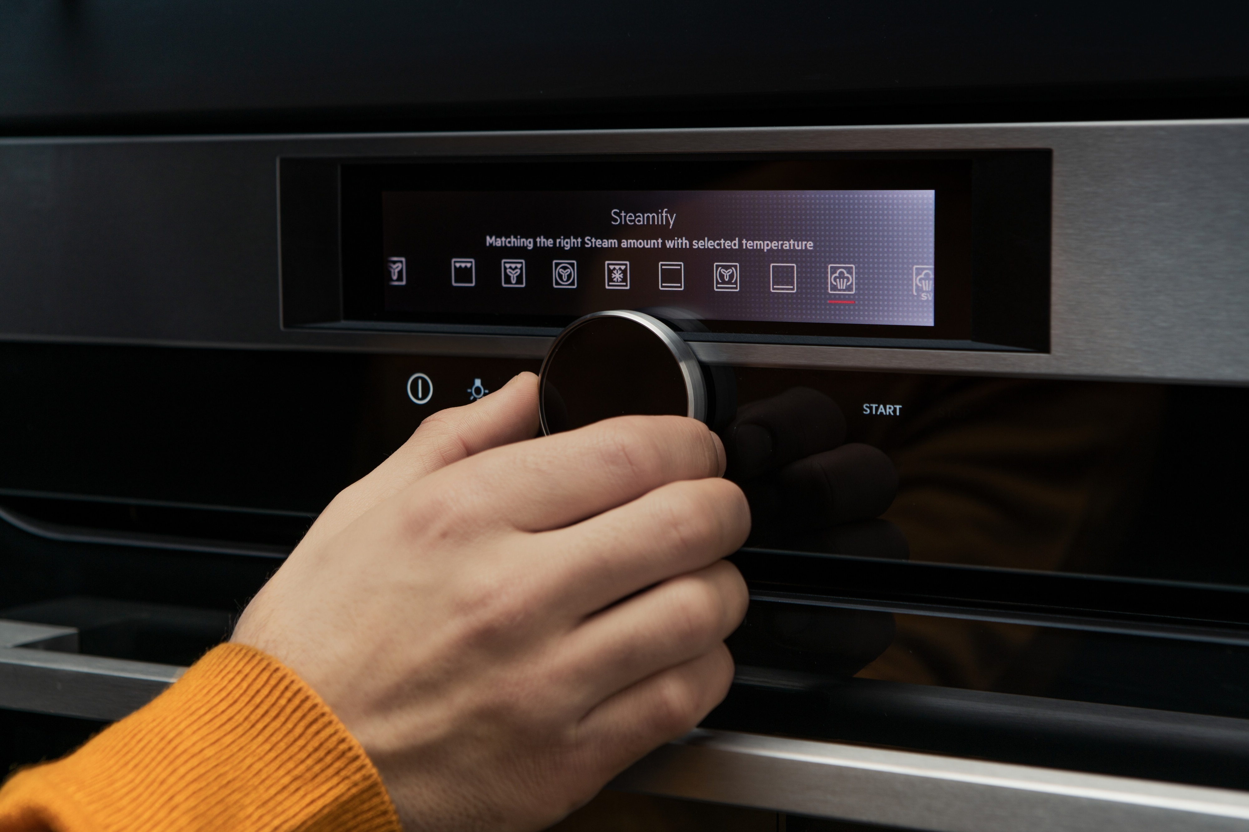 шкаф с функцией пара. шкаф с функцией пара. шкаф с функцией пара. духовой шкаф aeg bse998330m. микроволновая печь neff c17gr00n0.