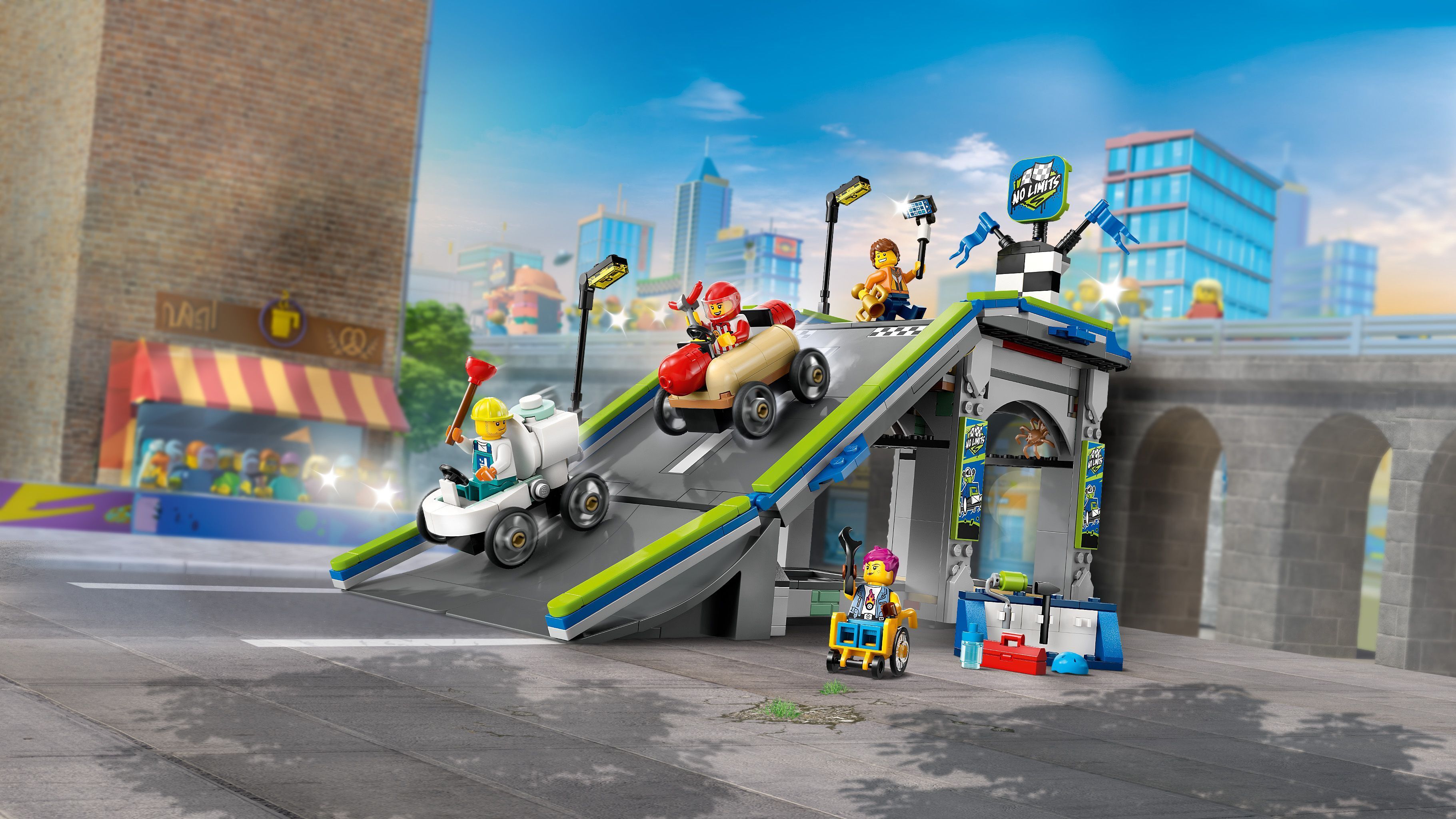 LEGO City 60460 – Ei rajoja: Kilpa-autojen ramppirata