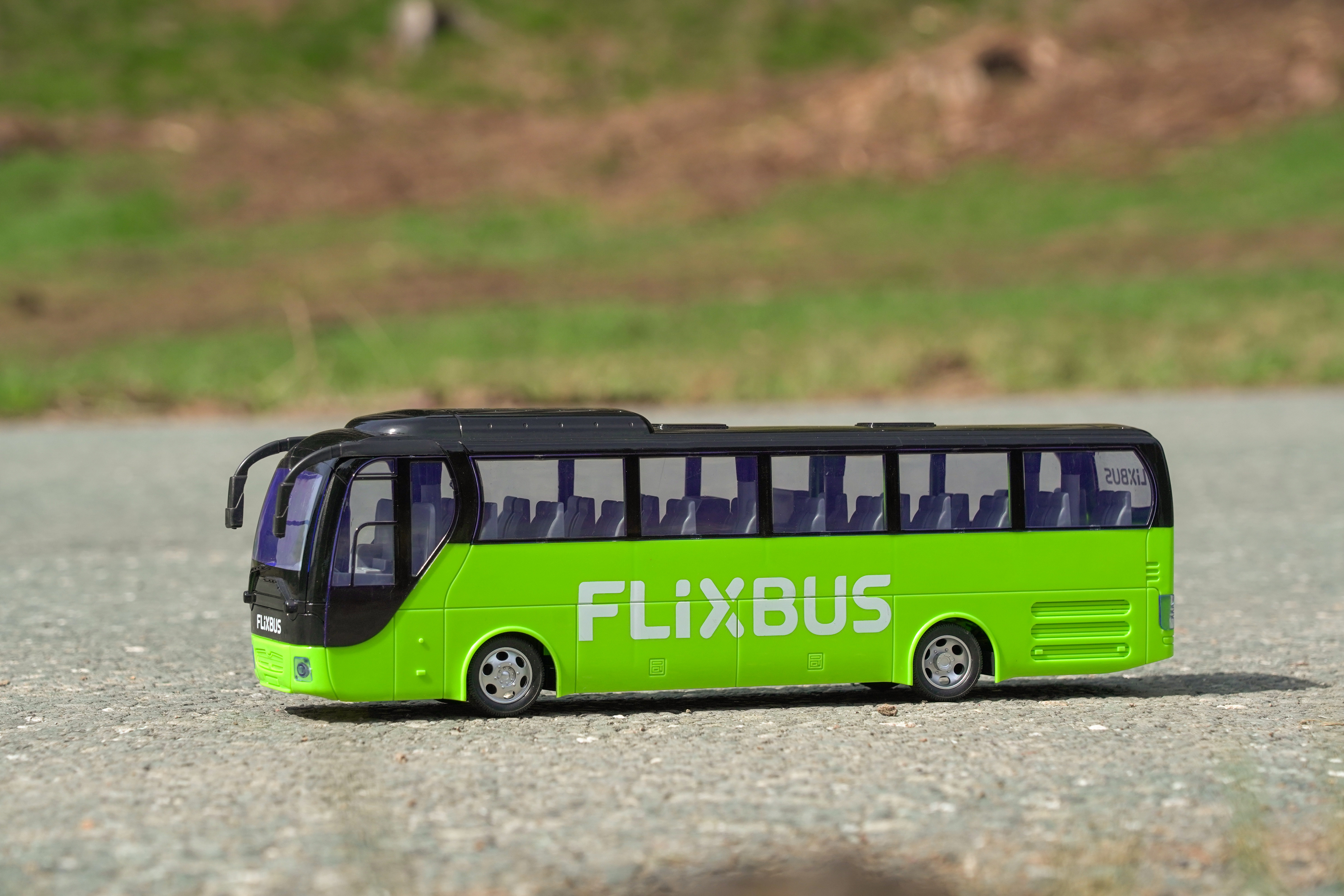 Carson FlixBus - kauko-ohjattava bussi, RTR