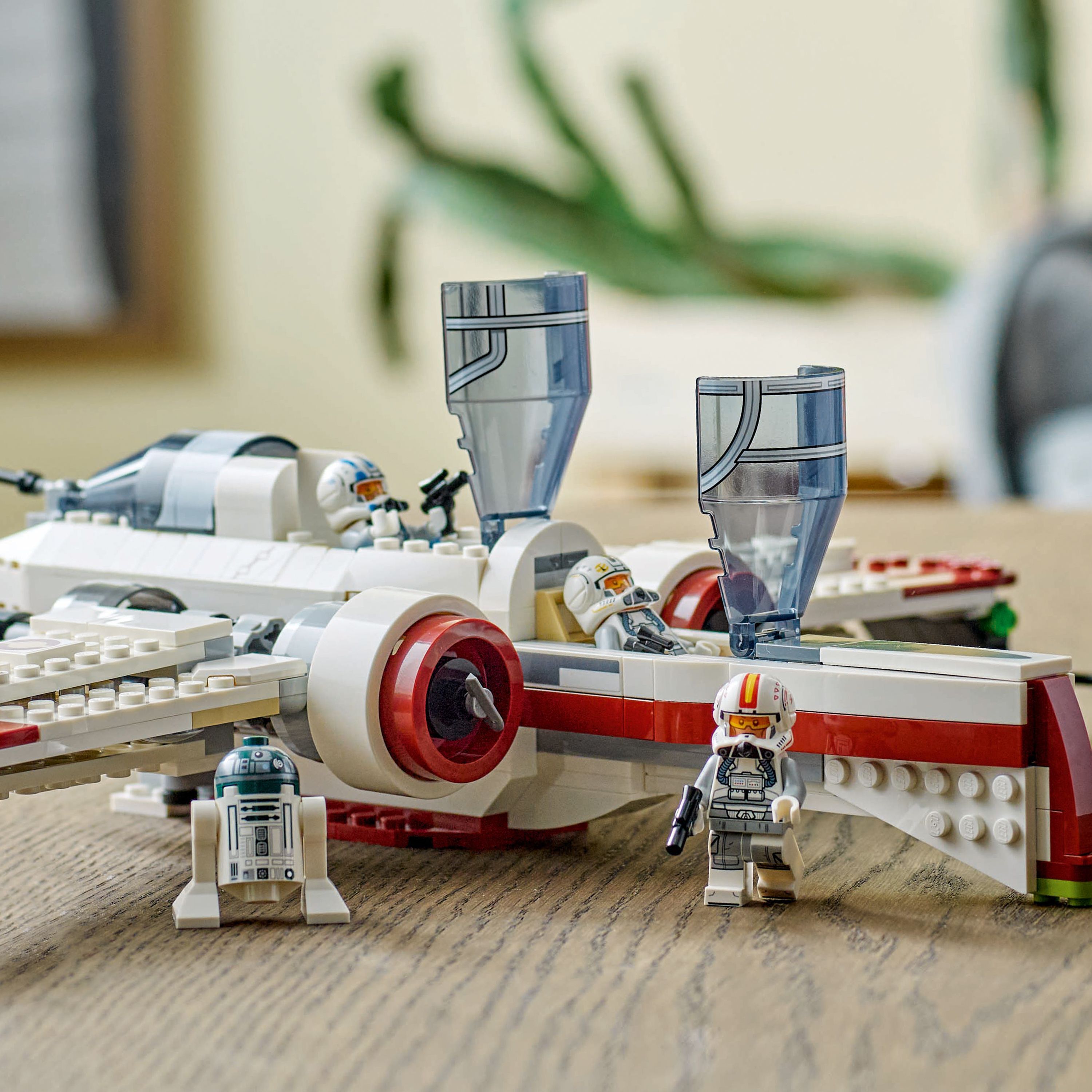 LEGO Star Wars 75402 – ARC-170‑tähtihävittäjä