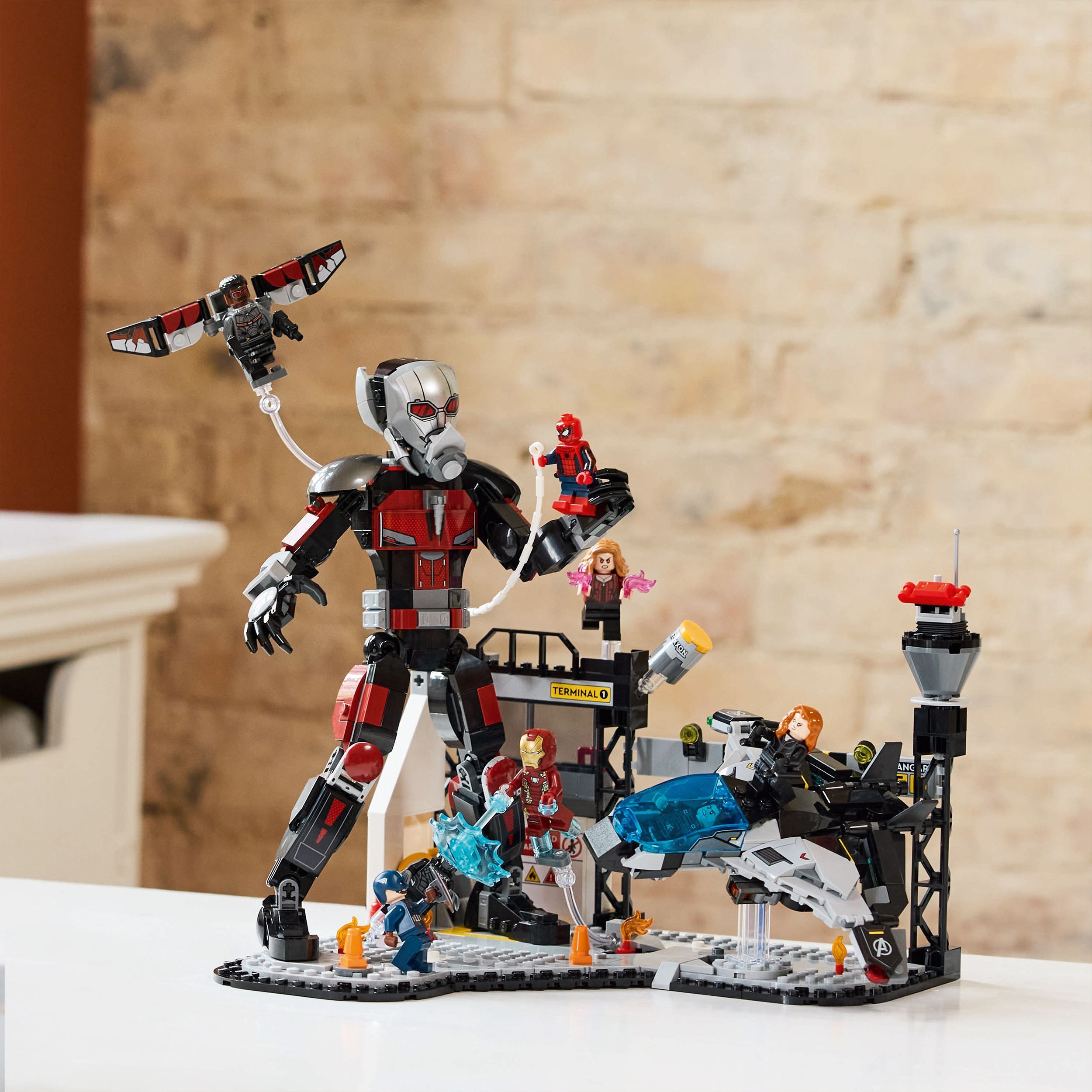 LEGO Super Heroes Marvel 76314 – Captain America: Civil War Toimintataistelu