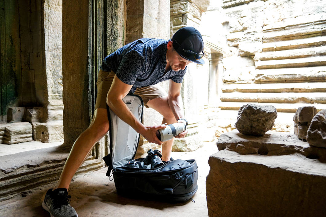 Peak Design Travel Backpack 45L -päiväreppu, musta