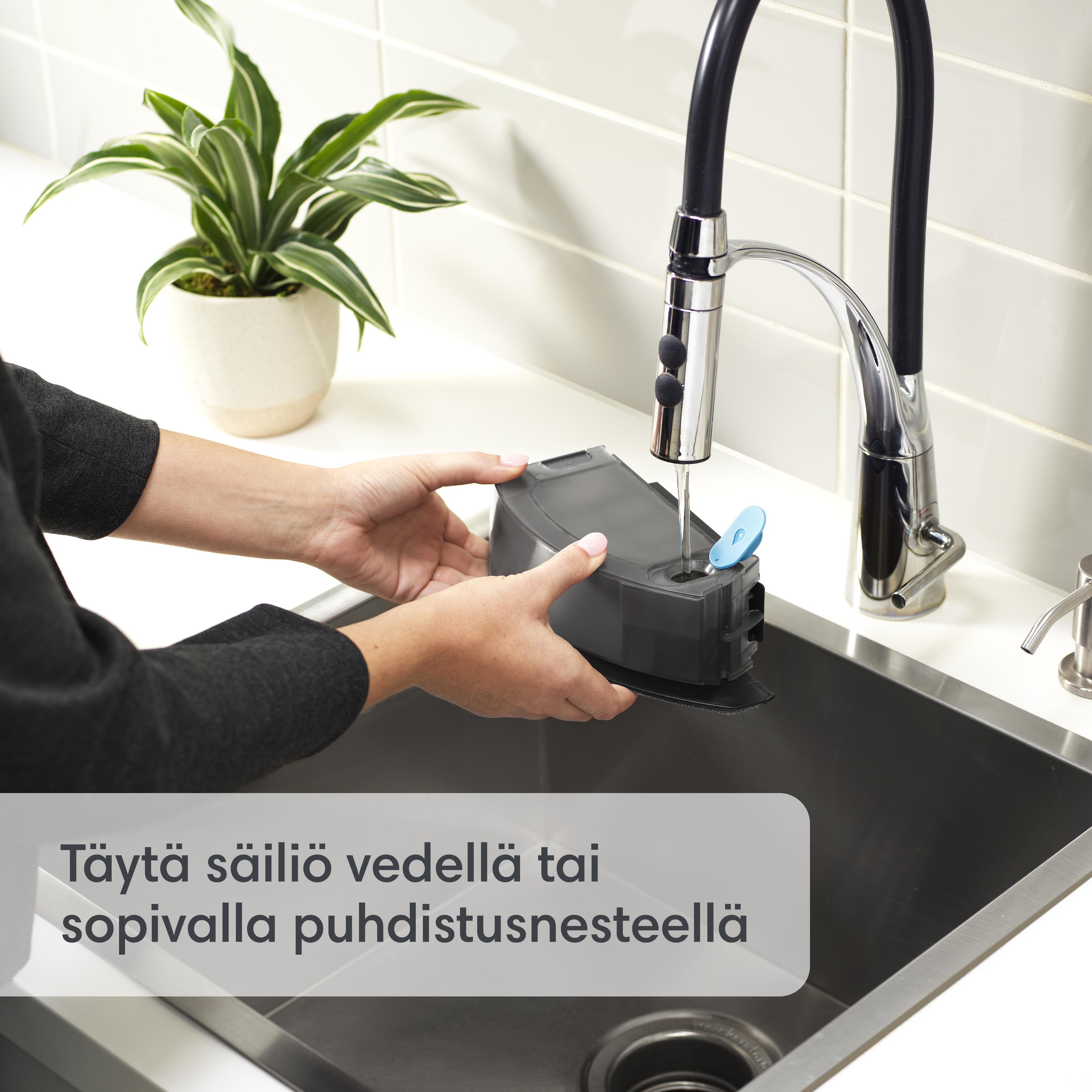 iRobot Roomba Combo j5 -robotti-imuri ja -moppi