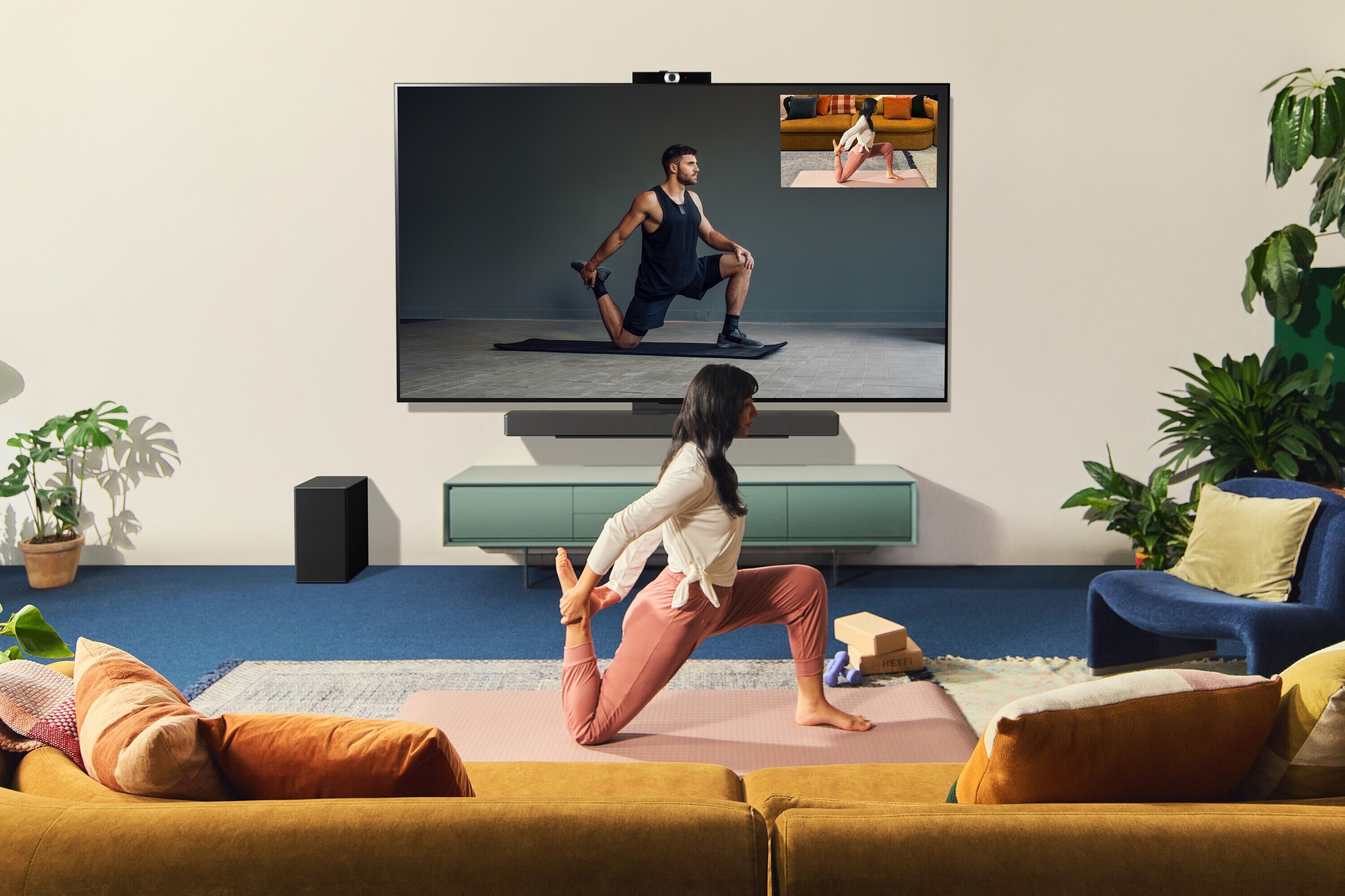 LG 42'' OLED evo C4 – 4K TV